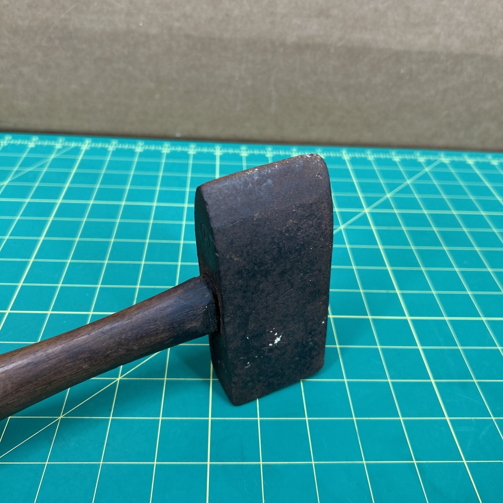 Antique ATHA No. 670 Splitting Maul Head 3.75 LBS W/ HANDLE Blunt Face Axe USA