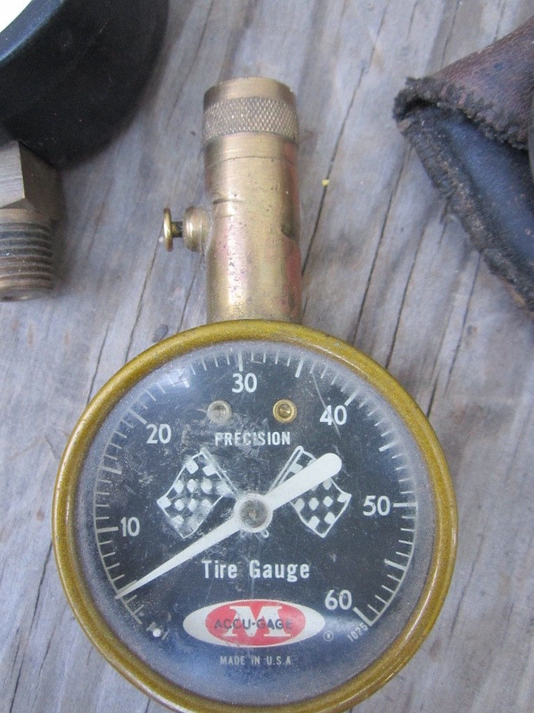 Vintage lot of Gauges: Air pressure, Vacuum , Steampunk …untested