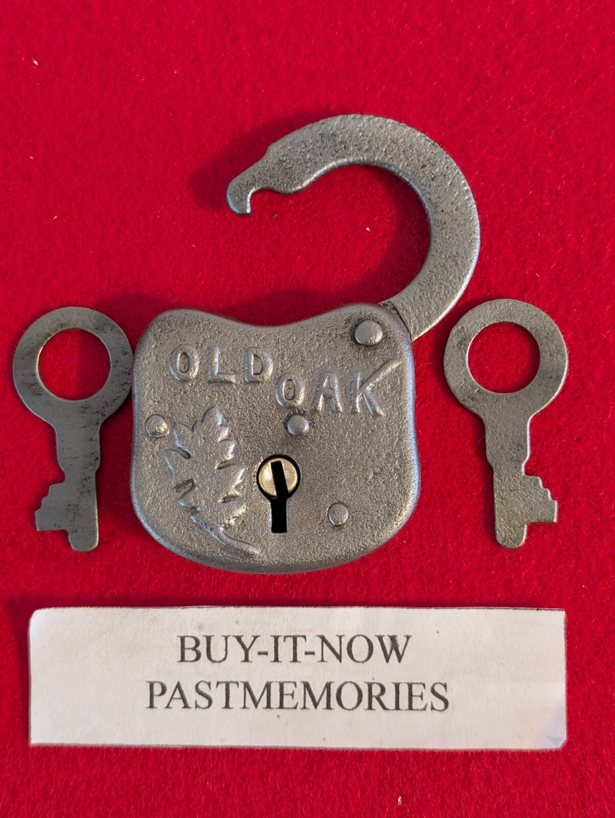 “OLD OAK” 3 LEVER STEEL STORY PADLOCK w/ KEYS, OLD VINTAGE ANTIQUE LOCK LOT #111