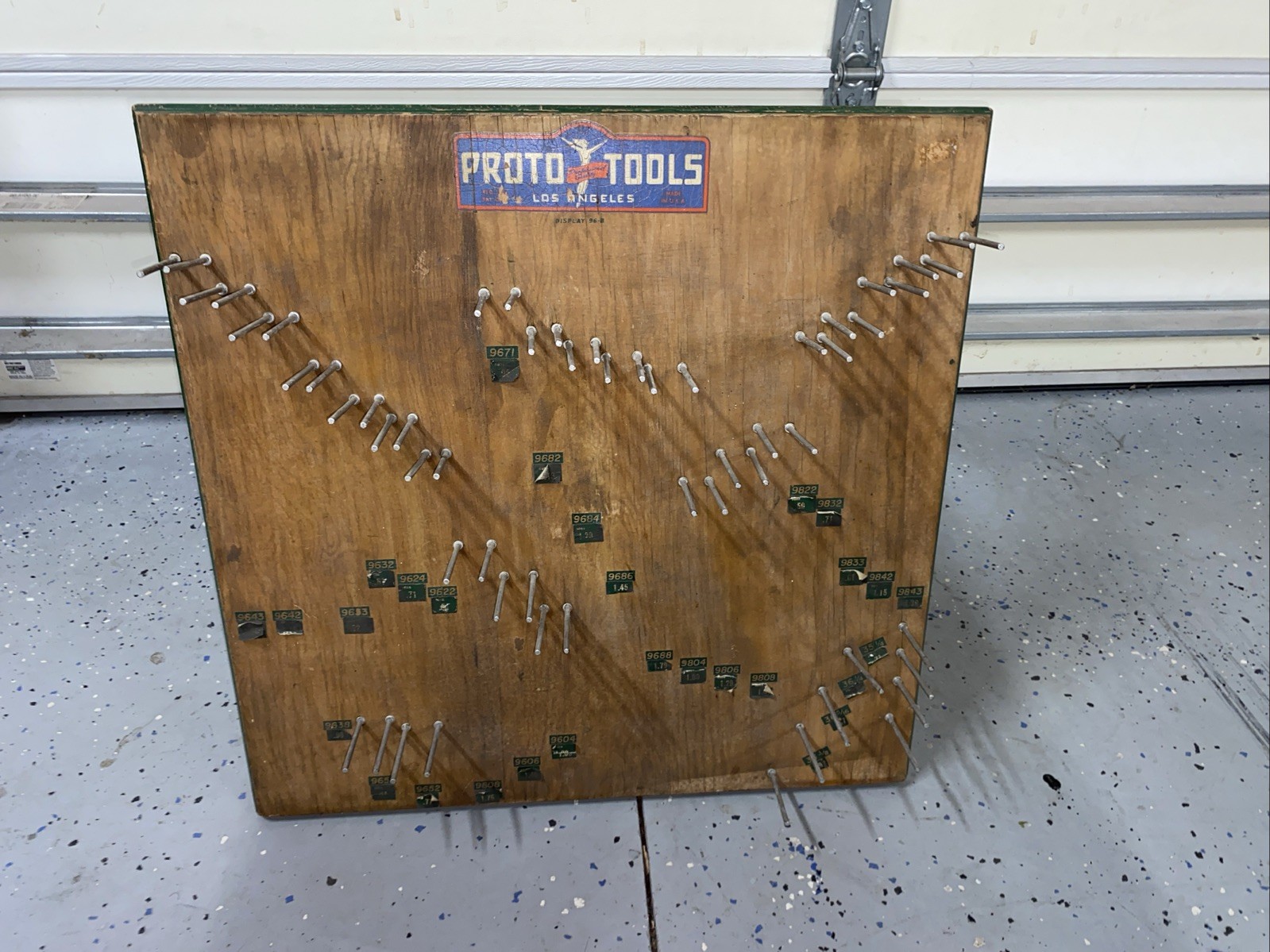 Plomb Proto Tools Hardware Store Screwdriver Display Board #96-B
