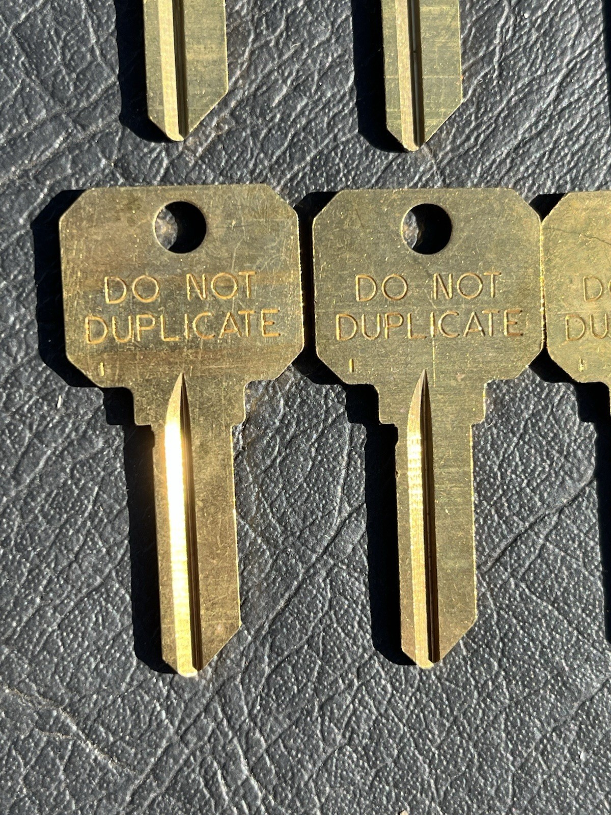 Key Blank Schlage SC1 DND Lot of 10 Pieces Uncut “Do Not Duplicate” C-Keyway