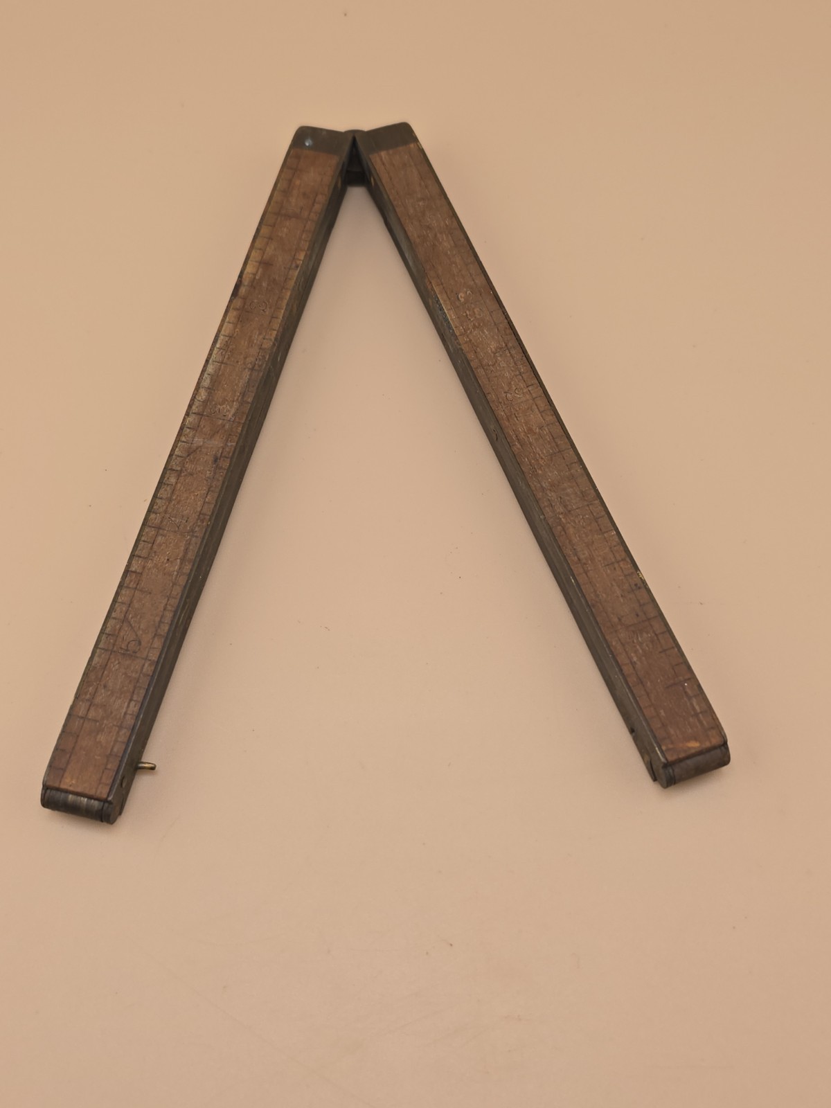 Antique 24-inch UPSON NUT Co No. 62 Boxwood Wood/Brass Folding Carpenter’s Ruler