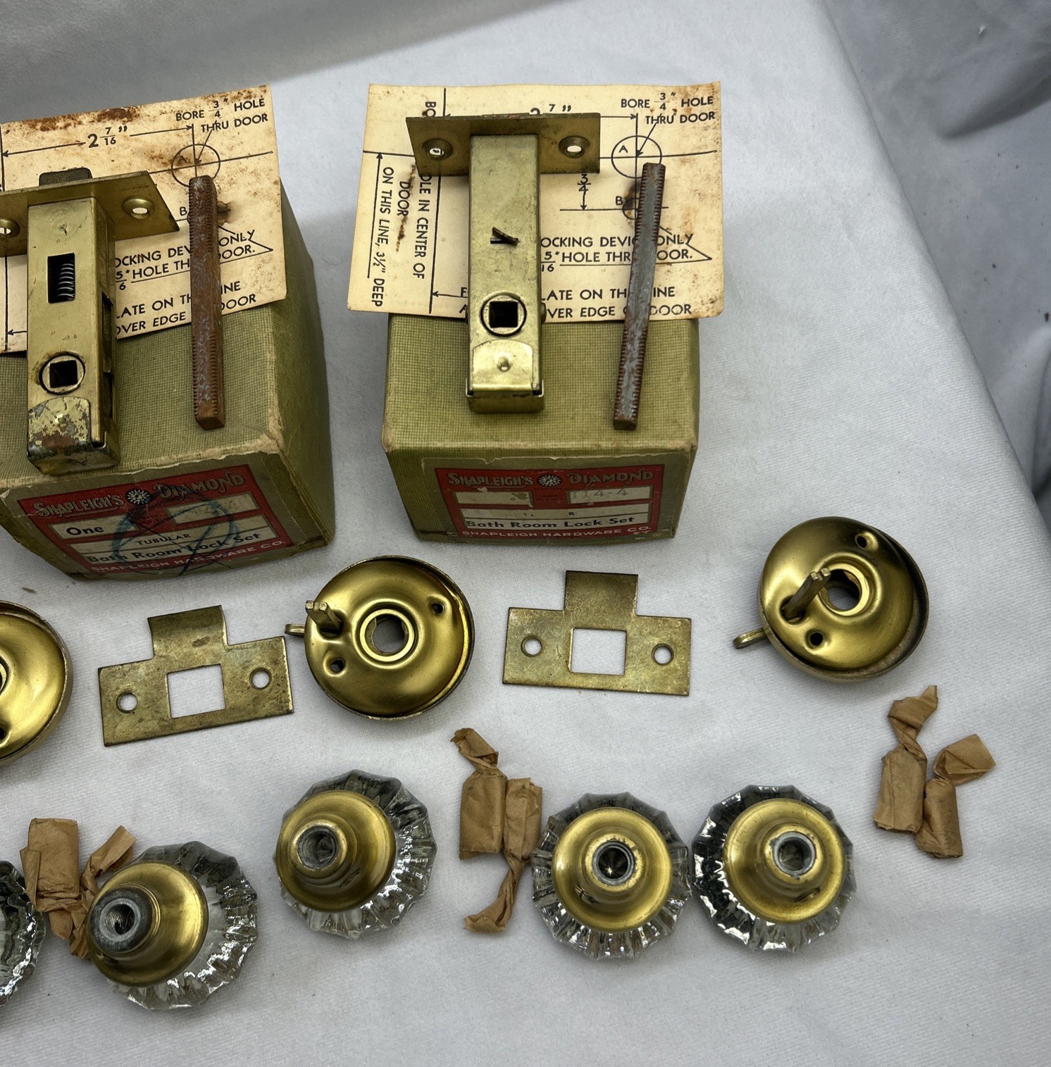 Vintage Shapleigh’s Diamond Glass Handle Lock Hardware Lot Inside & Bathroom Set