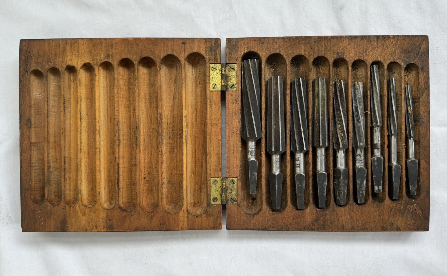 Vintage Wells Bros Company 9 Set Reamers Wood Box Made In USA