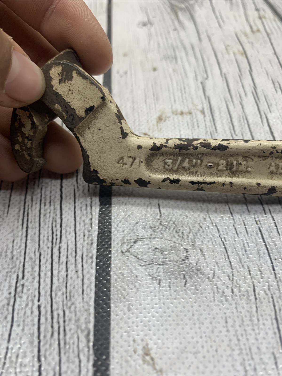 J.H. WILLIAMS ADJUSTABLE HOOK SPANNER WRENCH No.471 USA Vintage WHITE