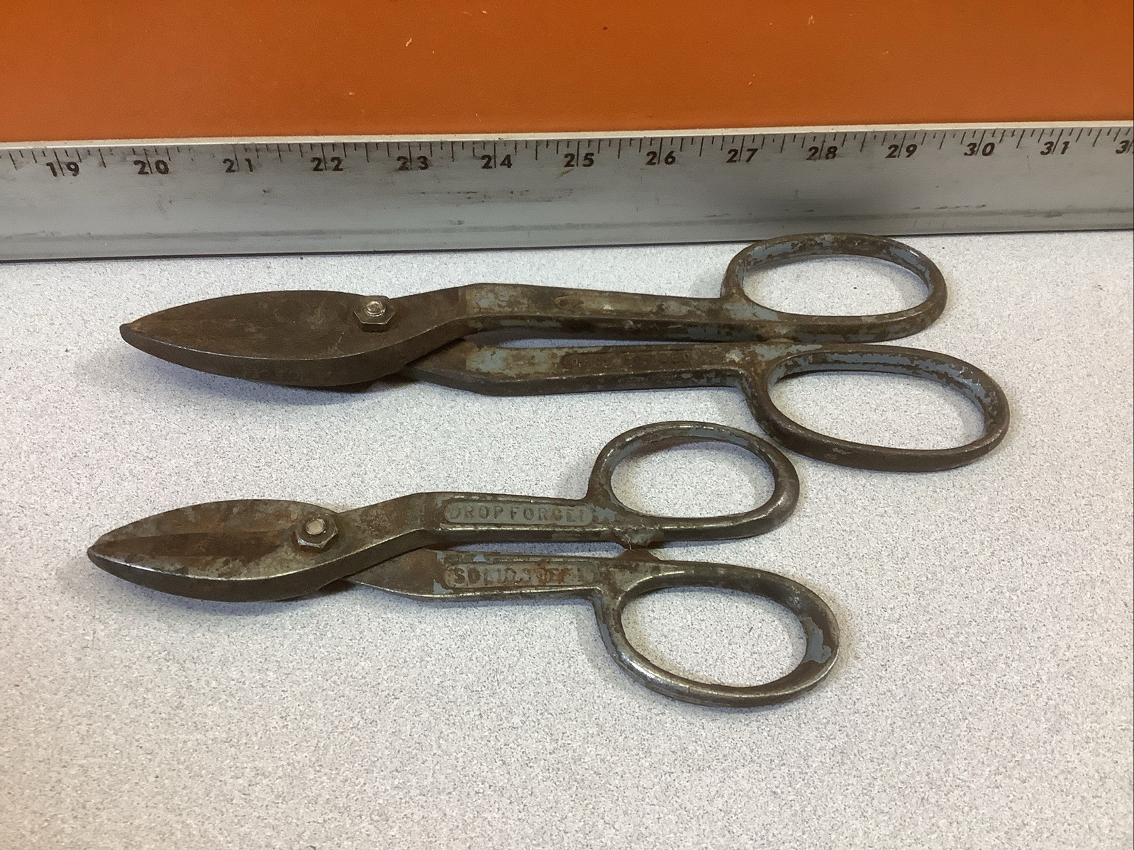 PAIR OF Vintage WISS CRUCIBLE STEEL SHEARS, TIN SNIPS SHEET METAL SHEARS