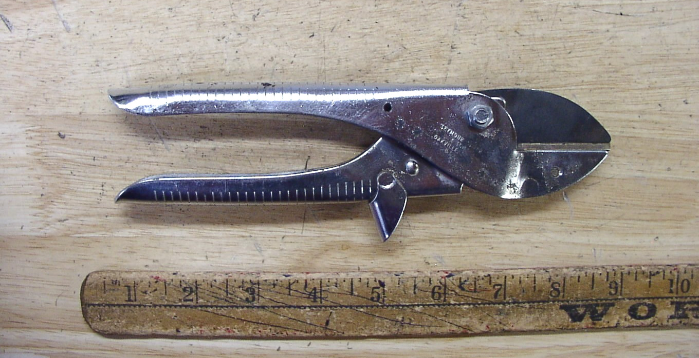 Vintage Seymour Smith & Son #119 Snap-Cut Anvil Pruners,7-13/16″,Good