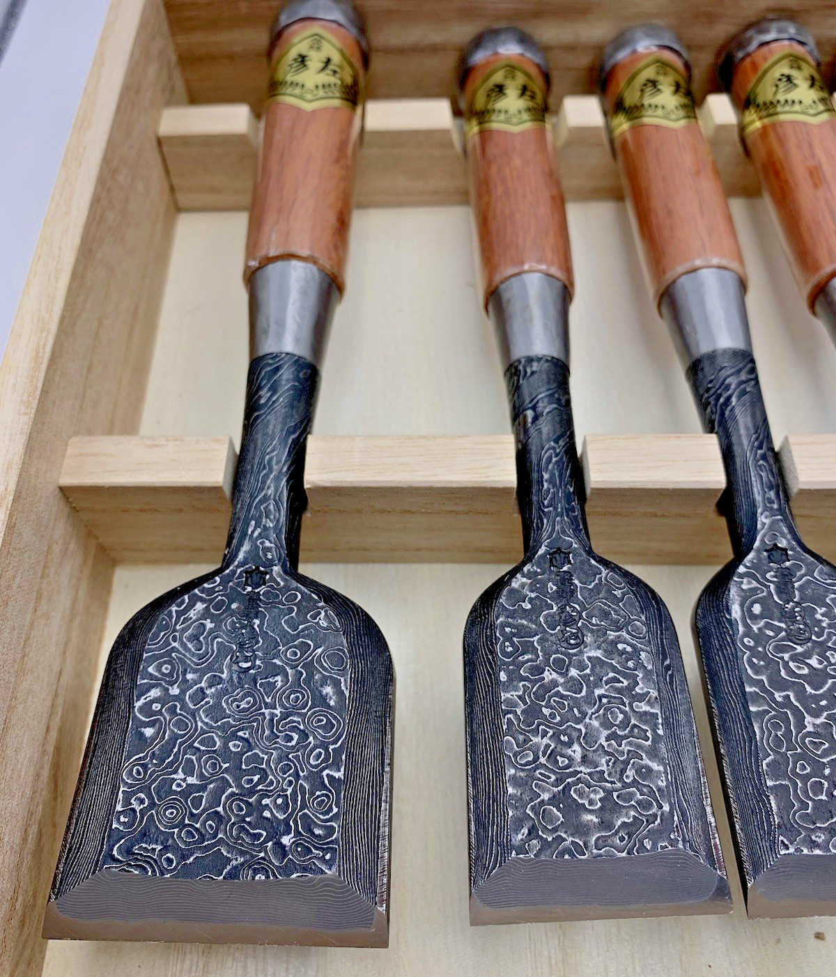 Tasai Mokume Oire Nomi Bench Chisel Set Of 10 – Boxed – Unused Japanese Tools