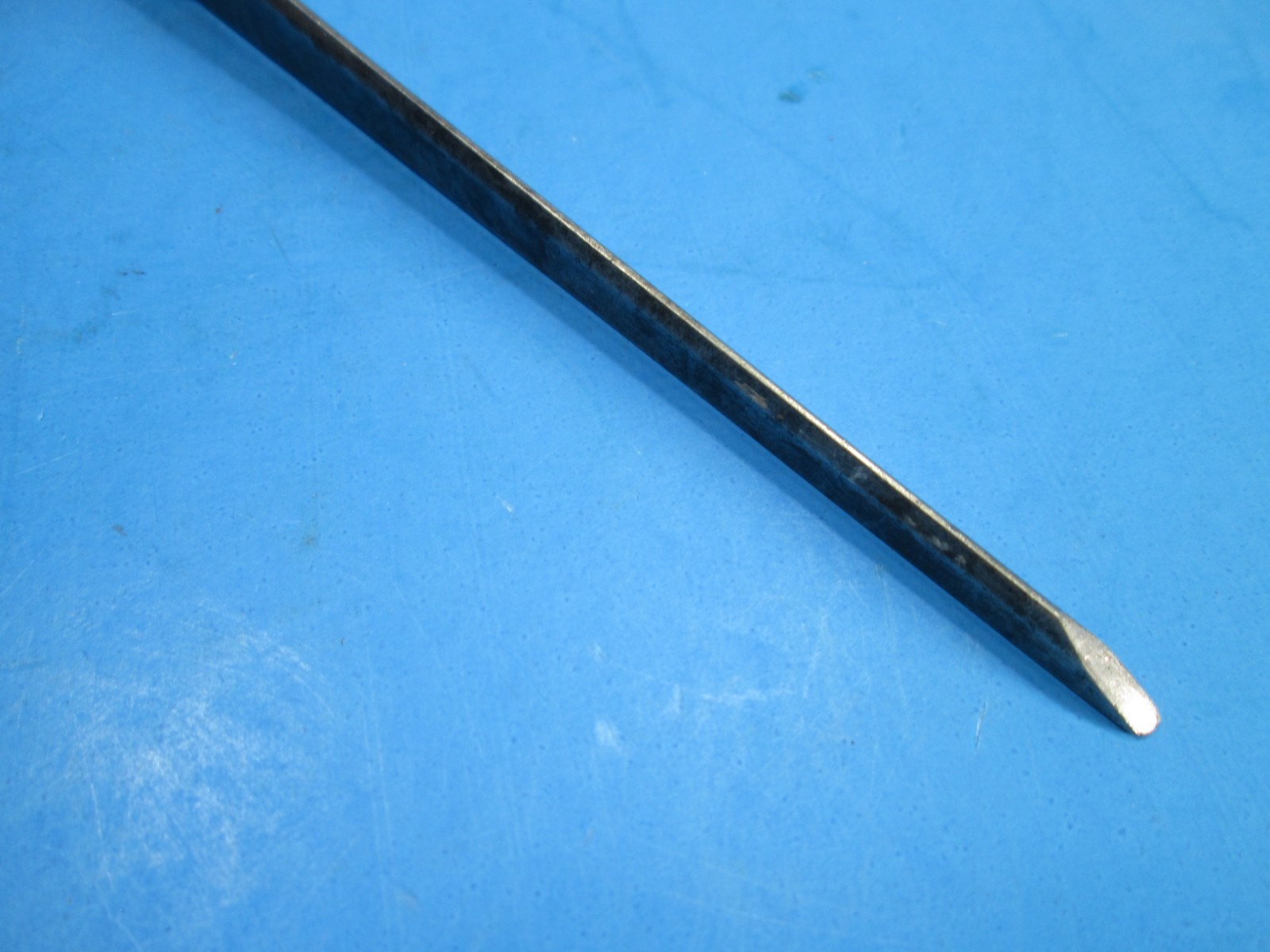 Vintage HIENER HDWE CO 1/8″ Mortise Socket Chisel ~Wheeling WV USA~ HARD TO FIND