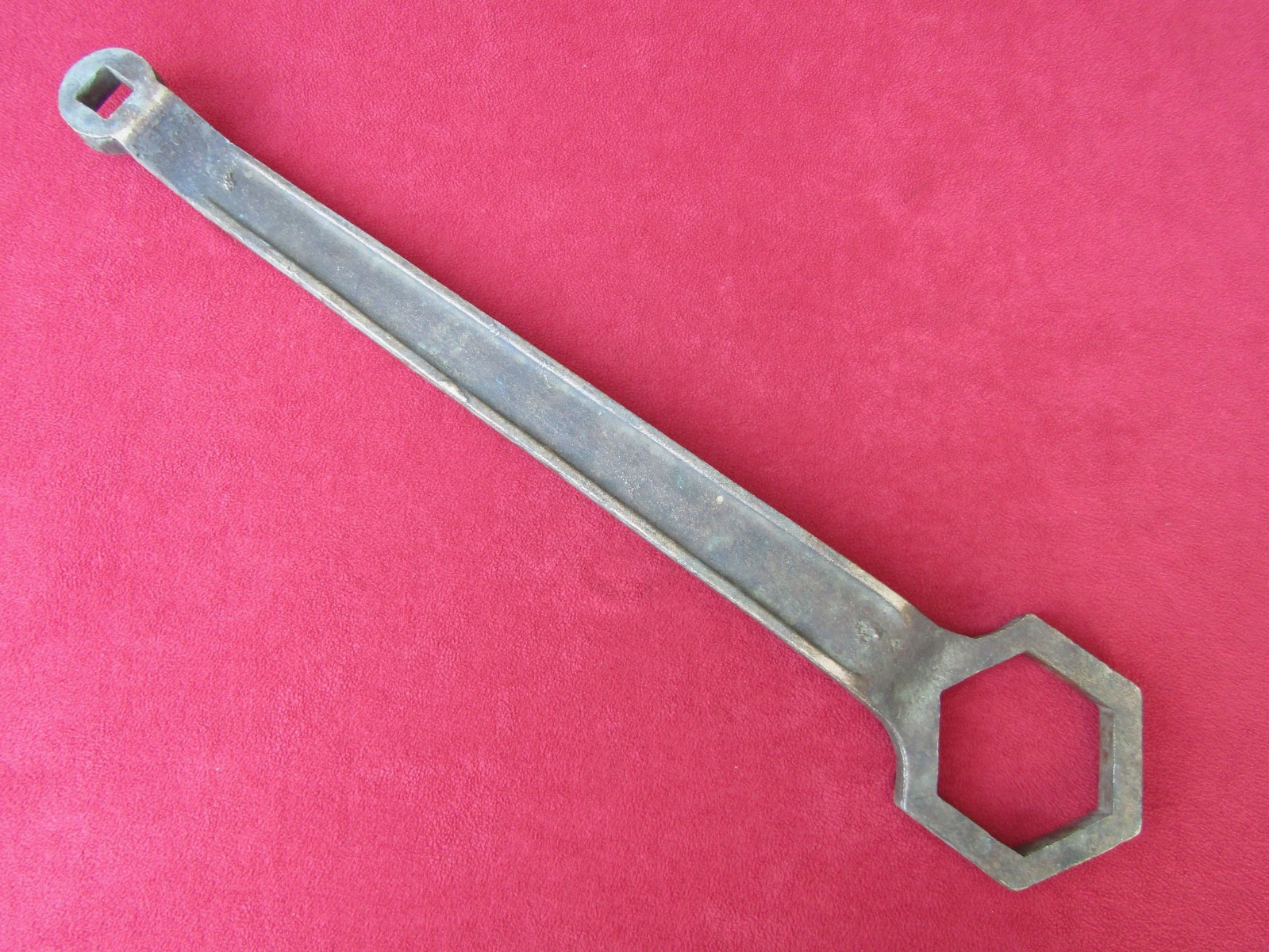 Vtg LARGE 23″ C B & Q (Chicago Burlington & Quincy Railroad) Brass/Bronze Wrench