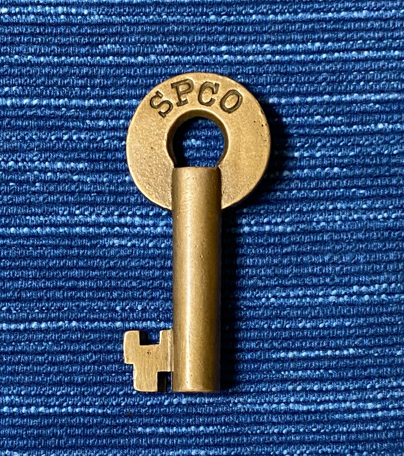 Vintage SPCO Southern Pacific Railroad Padlock Hollow Brass Slaymaker Key 94B