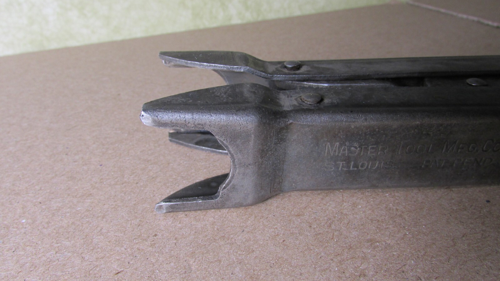 Vintage Master Tool Mfg Co St. Louis Valve Spring Compressor Lifter Tool