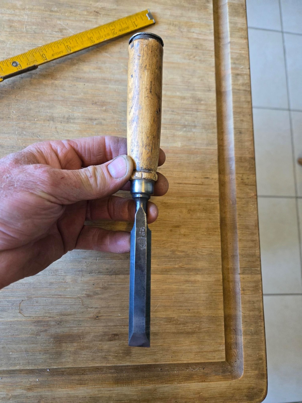 Vintage Two Cherries Beveled Edge chisel no.16- 5/8″ Germany