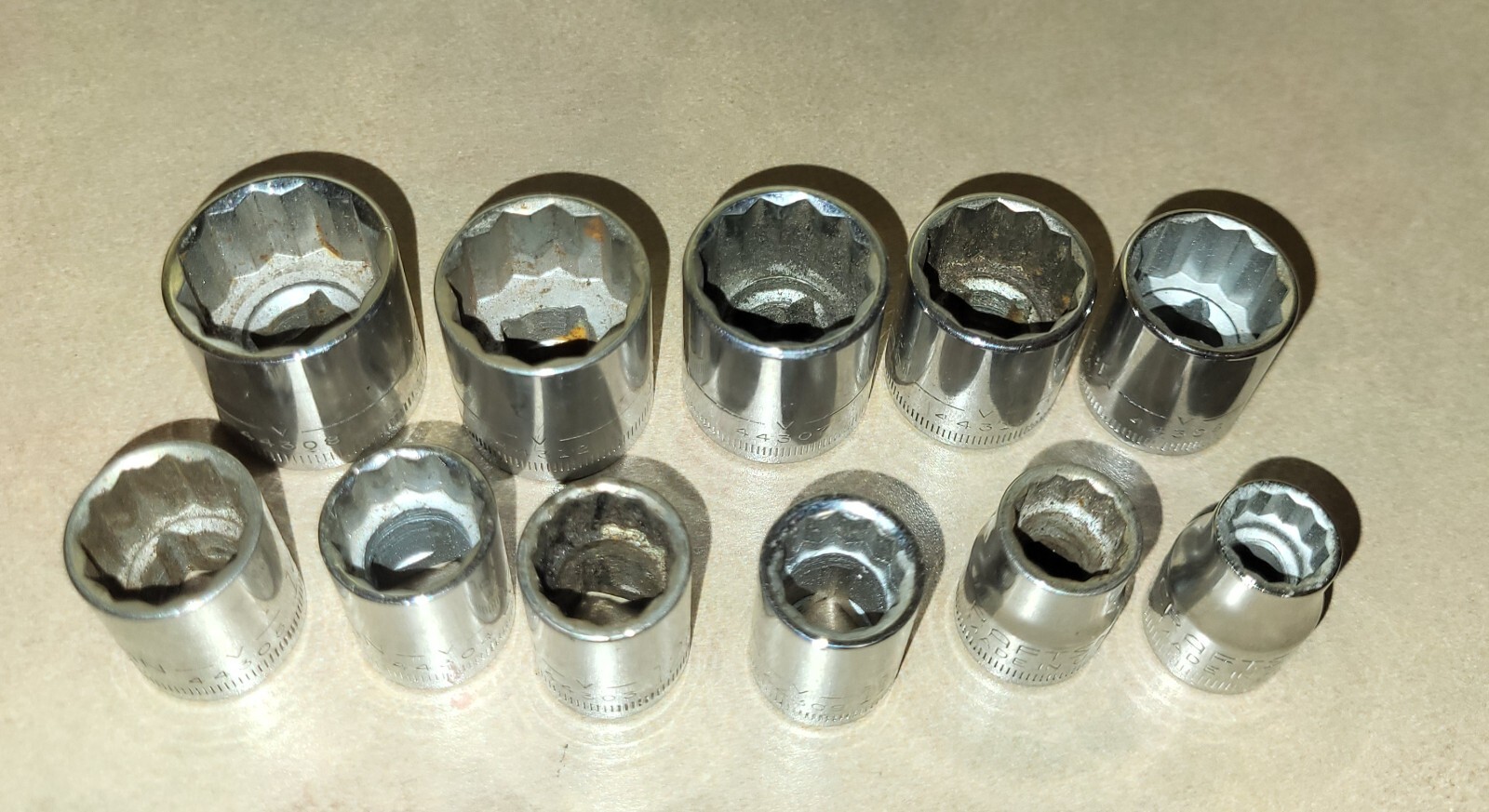 CRAFTSMAN -V- Series METRIC 3/8″ Dr Socket Set (11) Pcs 12pt Bottom Hash – USA
