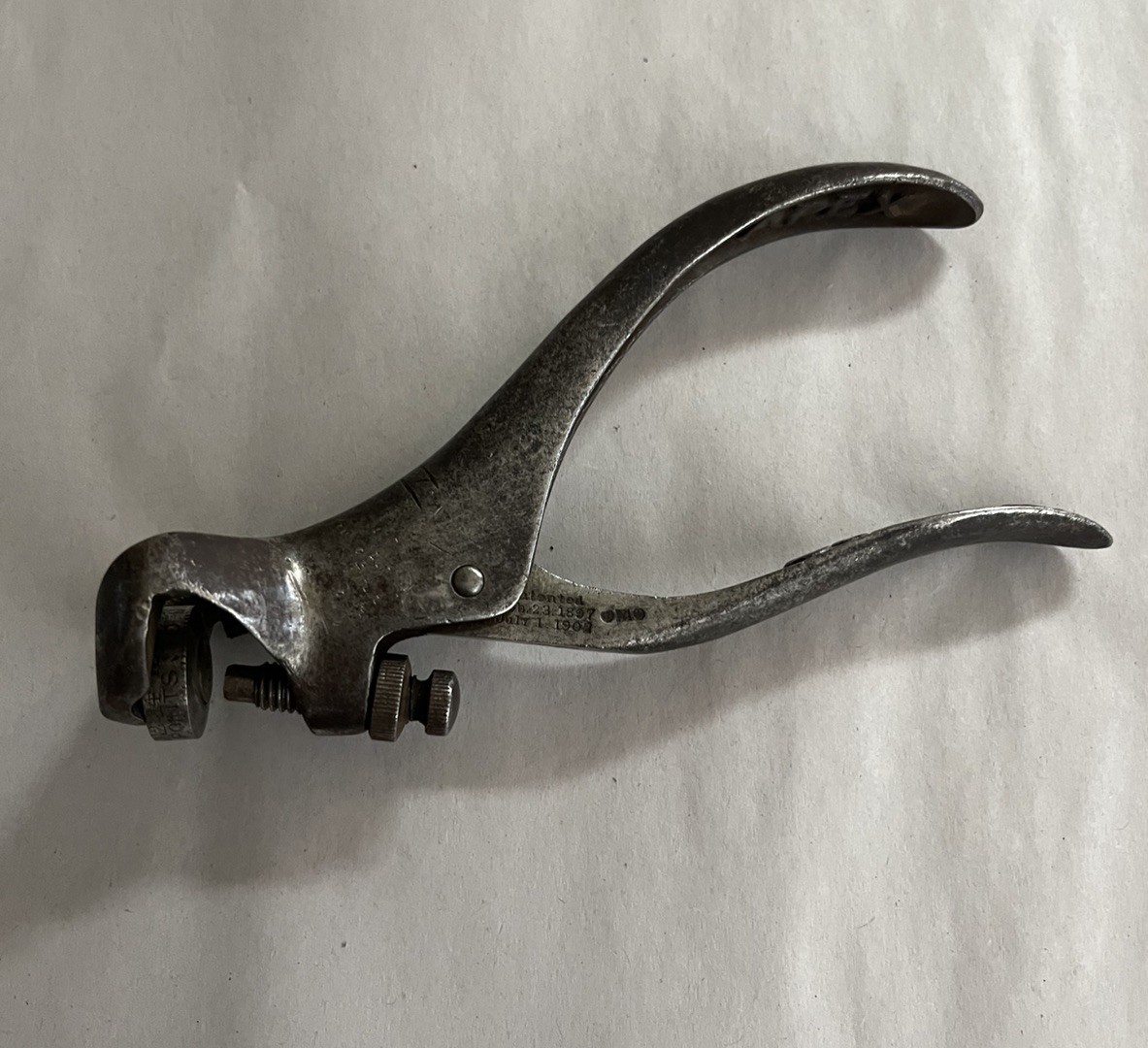 Vintage APEX SPECIAL Saw Set Hand Tool – Pistol Grip – Cast Iron – 6 Inch