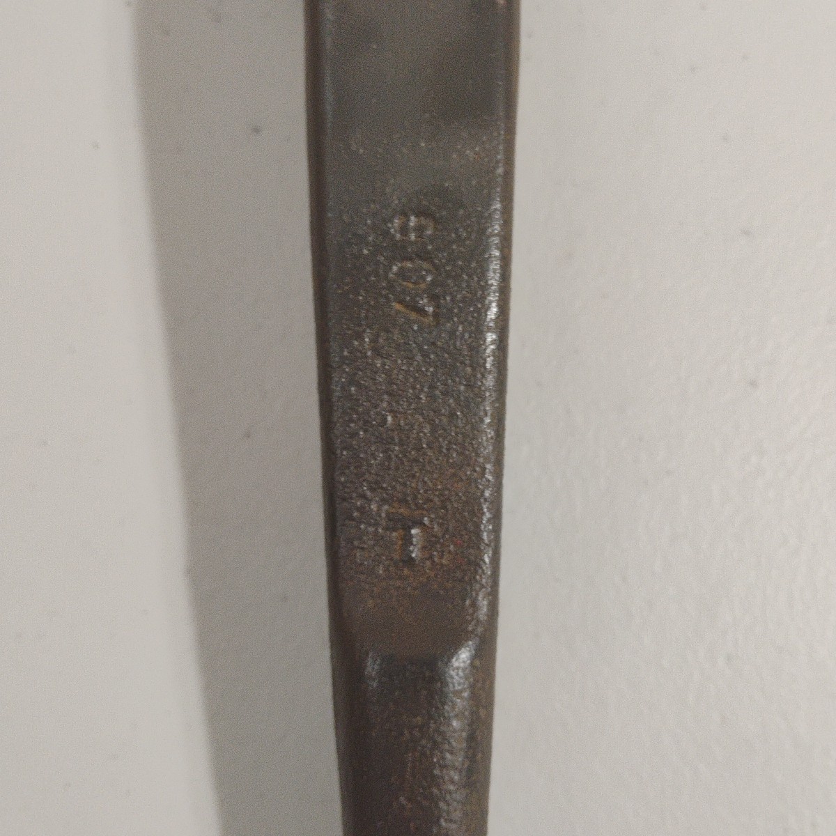 1-1/16″ Vintage No. 907 Unbranded Ironworkers Spud Wrench, 15.5″ Heavy Duty