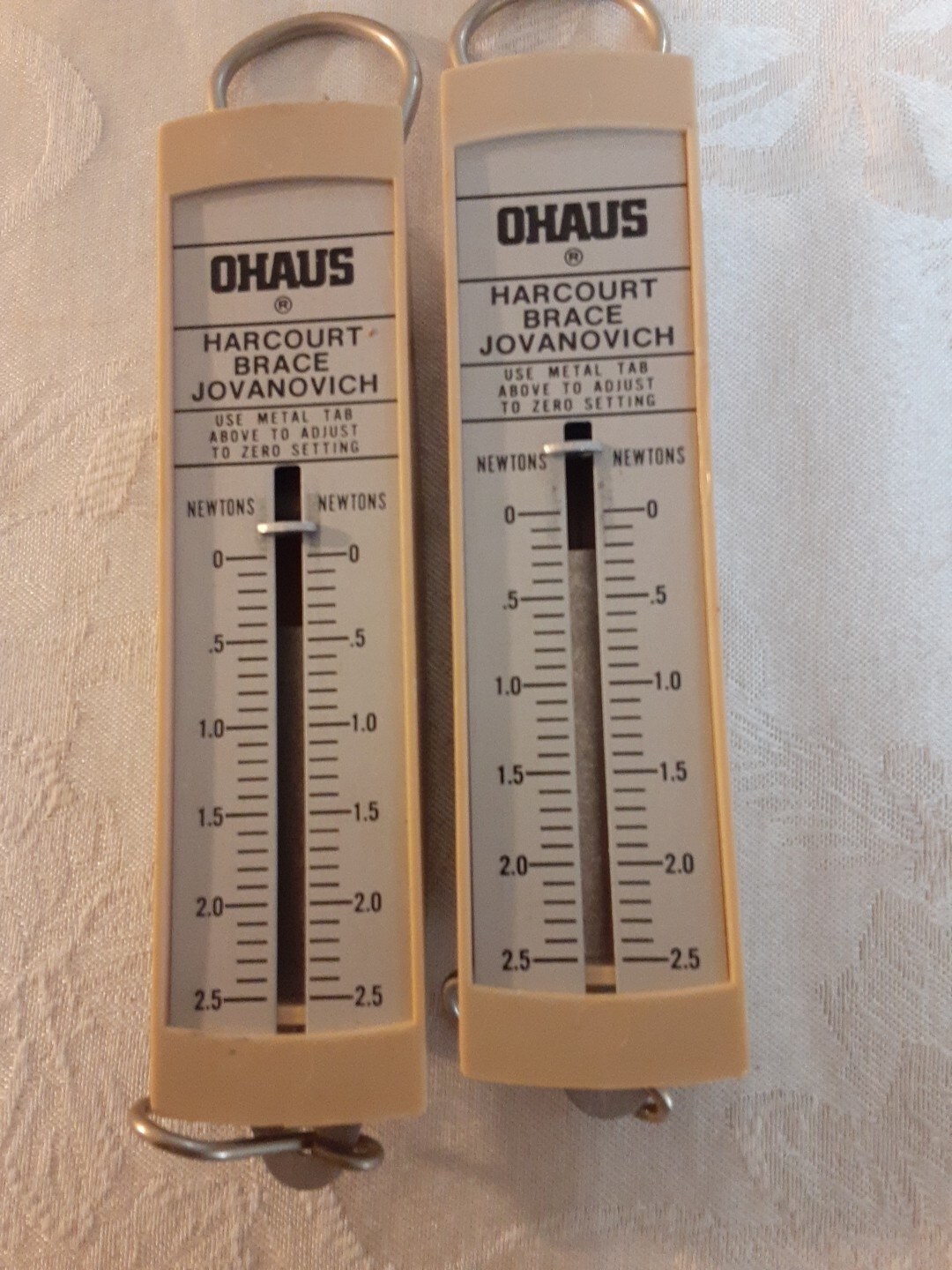 OHAUS Spring Scale Up To 2.5 elementary school science project USA Pull Tool 2