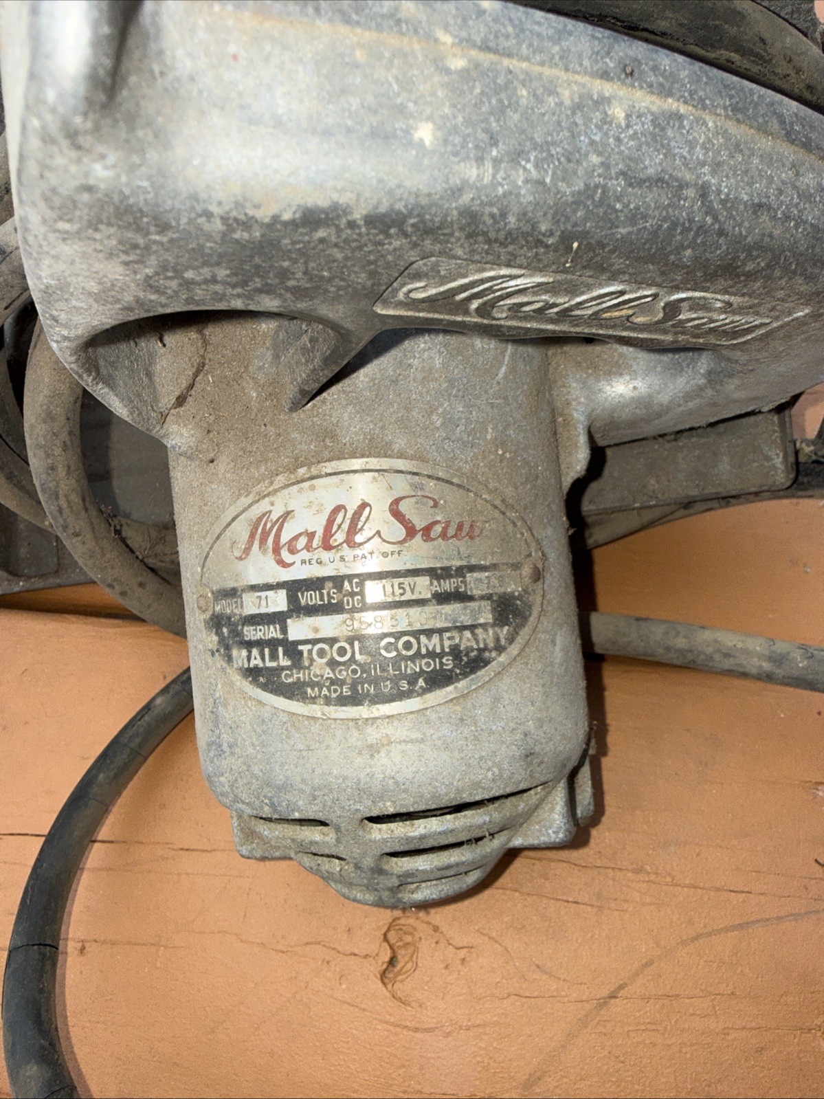 40s Mall saw Model 71 . 7.8 amp Mall tool Company. Working. Need New Power Cord