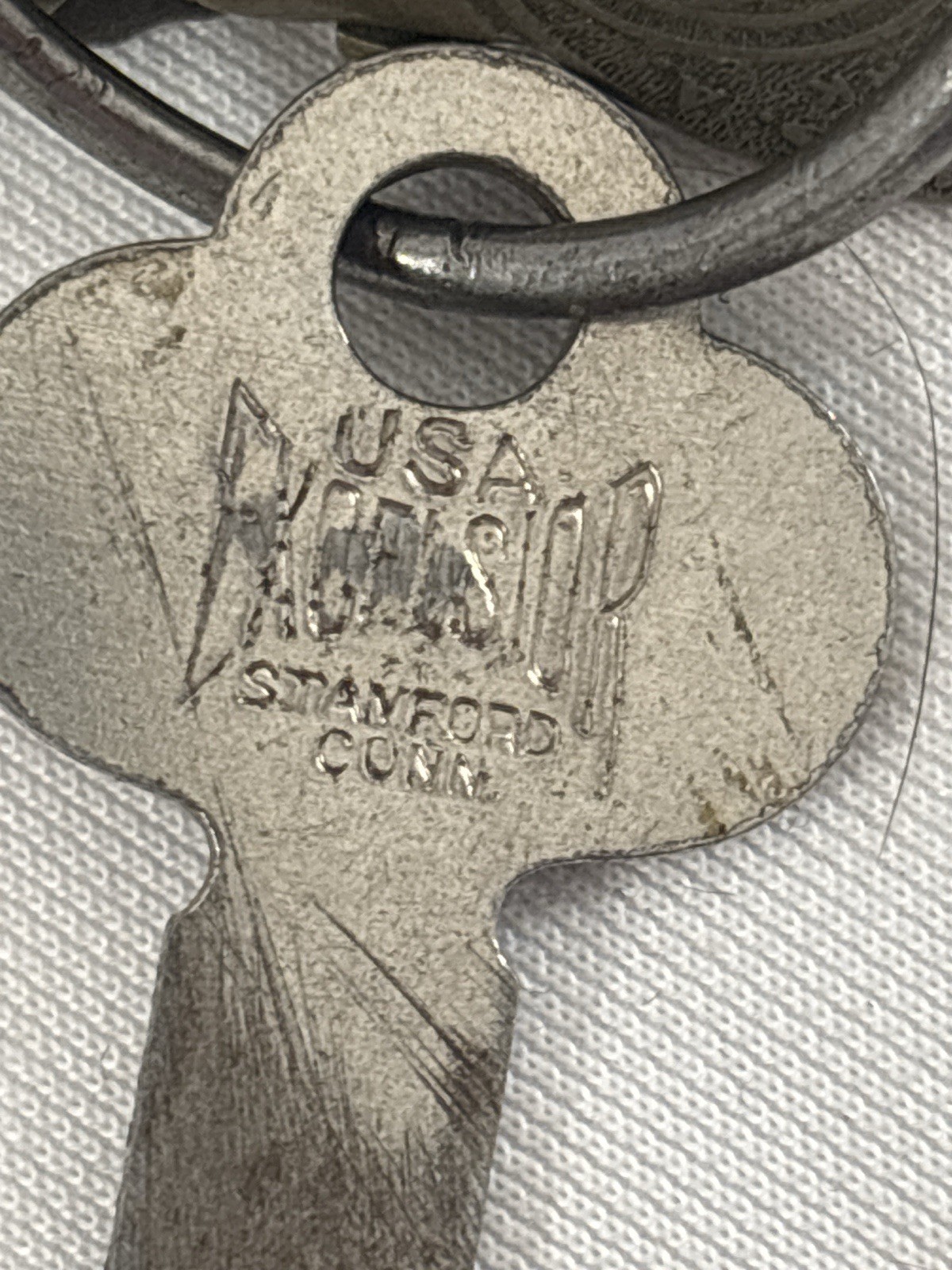 Lot of Vintage Skeleton & Flat Keys – Penn, Corbin, Yale – Rustic Decor