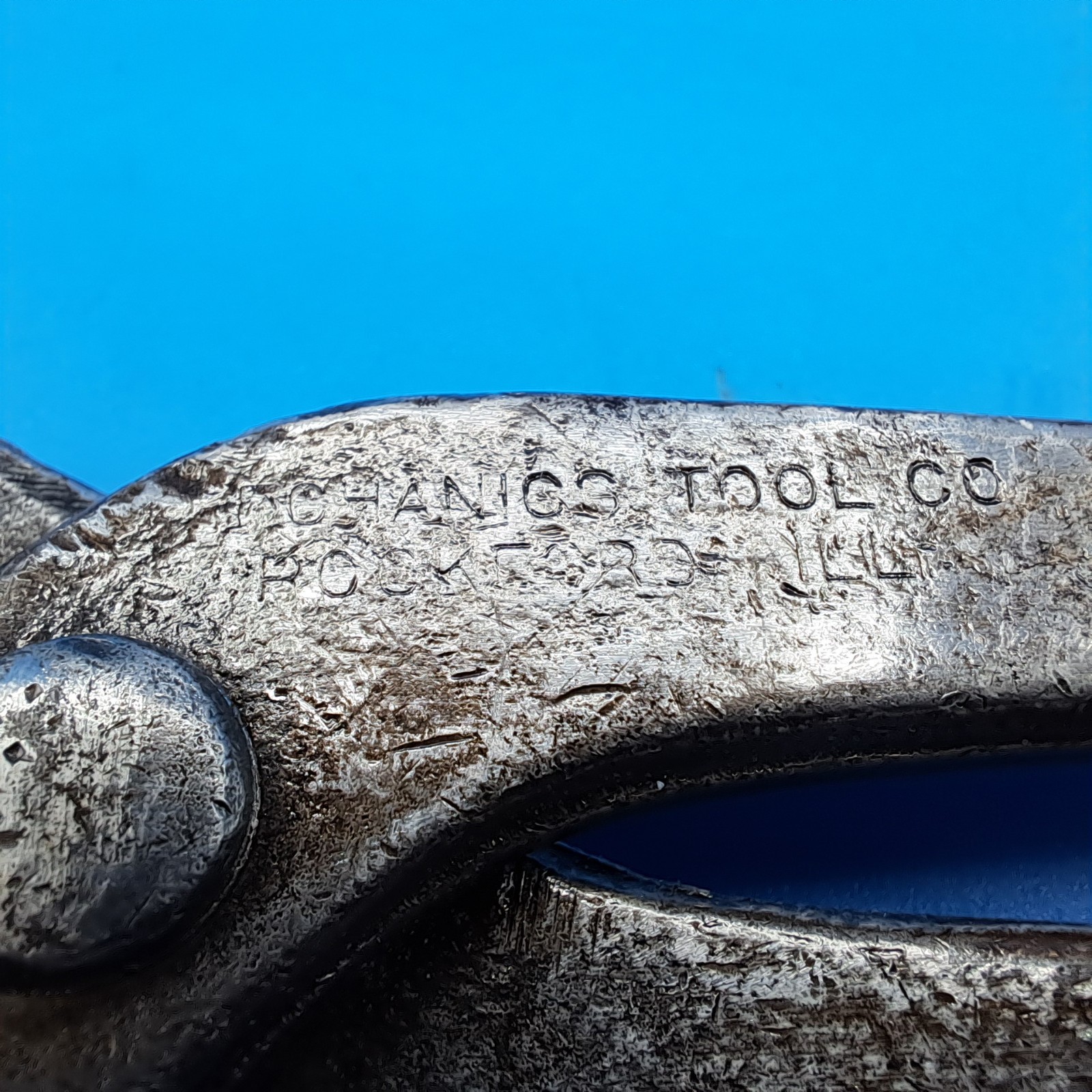 Vintage Mechanics Tool Co 8″ Nippers w Screwdriver Point, Rockford IL, USA