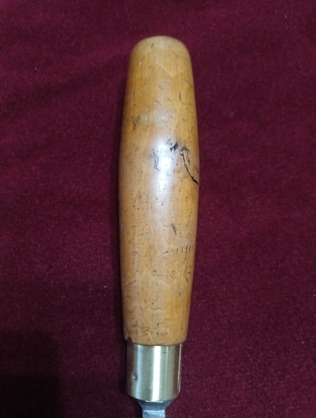 Vintage W Marples Shamrock Cast Steel 1 1/2 Inch Wide Bevelled Edged Chisel