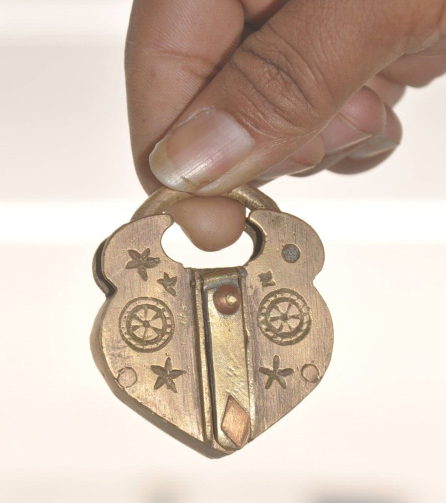 Vintage Brass Heart Shape Circles & Flowers Engraved Handcrafted Pad Lock