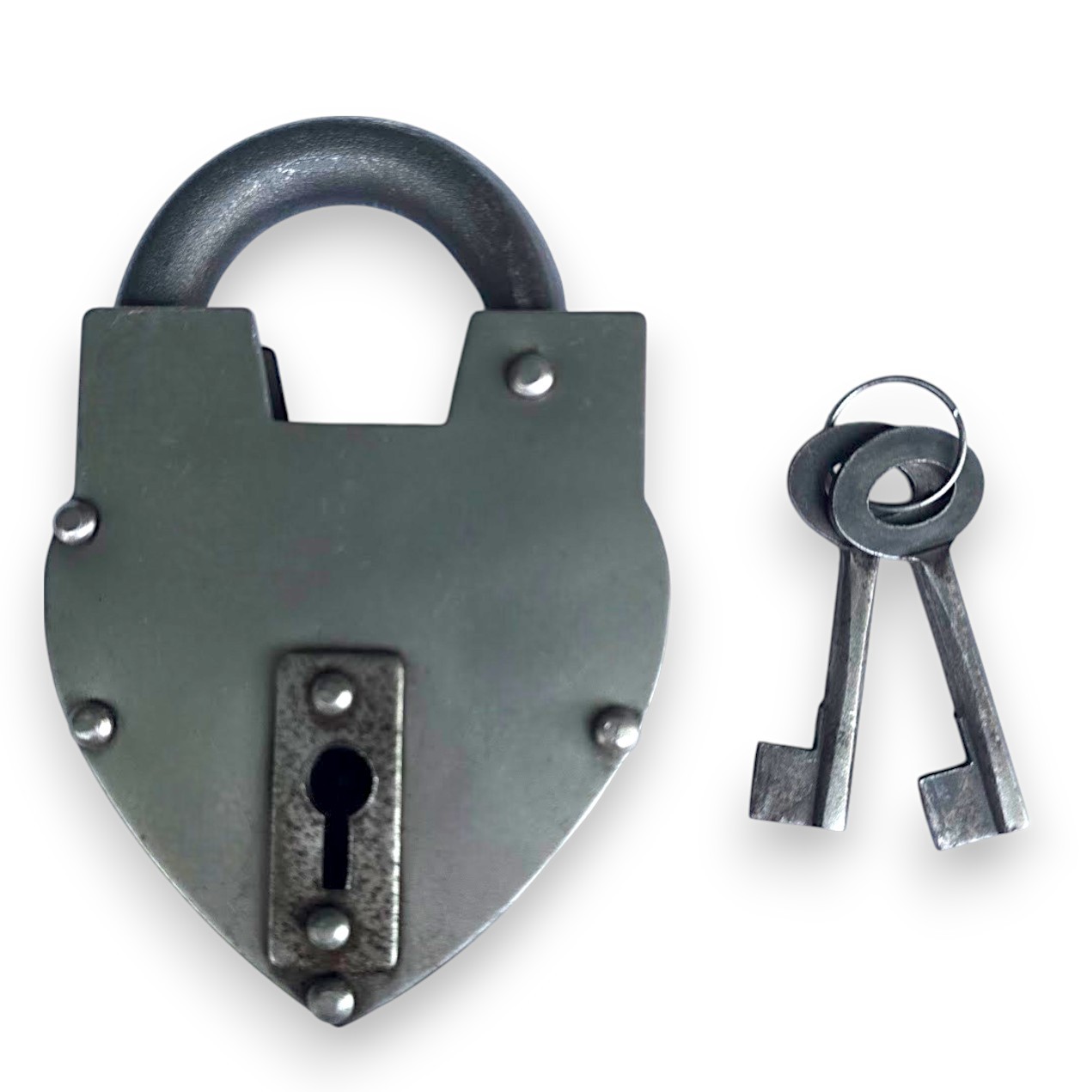 Antiqued Cast Iron Heart Padlock with 2 Skeleton Keys – Romantic Gift Lock