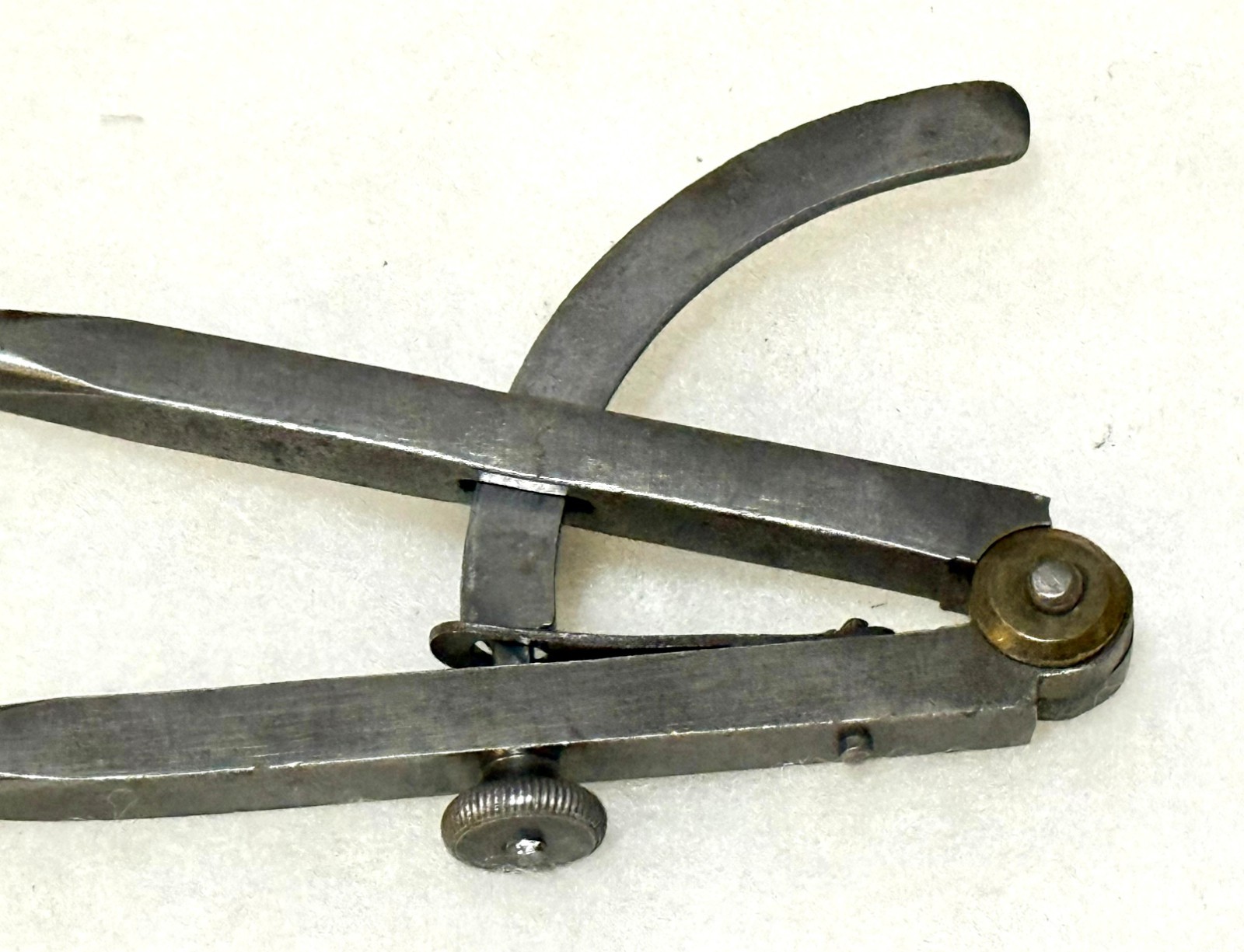 Vintage PEXTO (Peck, Stow & Wilcox Co.) No. 8 Wing Divider