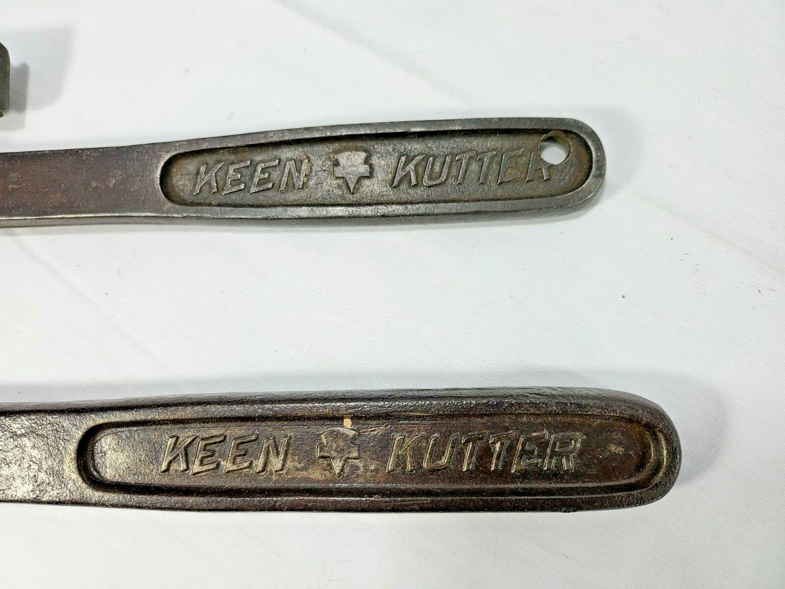KEEN KUTTER Pipe Wrenches 18″ & 14″ Pair
