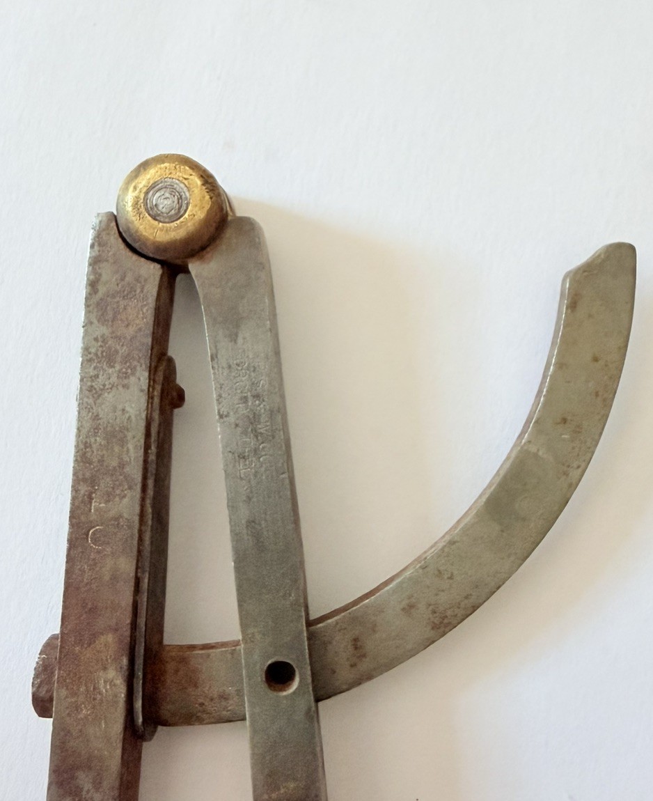 Vintage Metal Wing Divider Scribe Compass – Machinist Tool. 11 1/2 inches