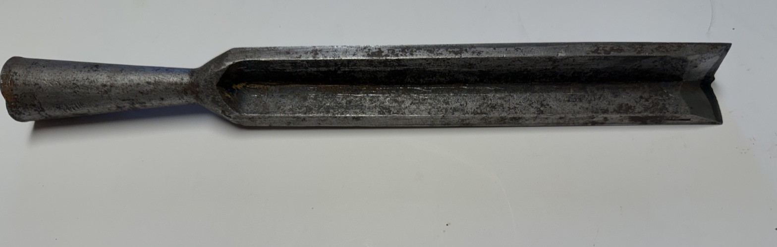 VINTAGE G. I. MIX & CO 3/4 CORNER SOCKET CHISEL NO. 1-EX