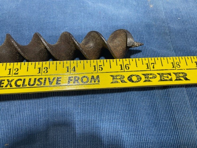 Vintage T-handle Auger – No Name- 1 1/4 inches