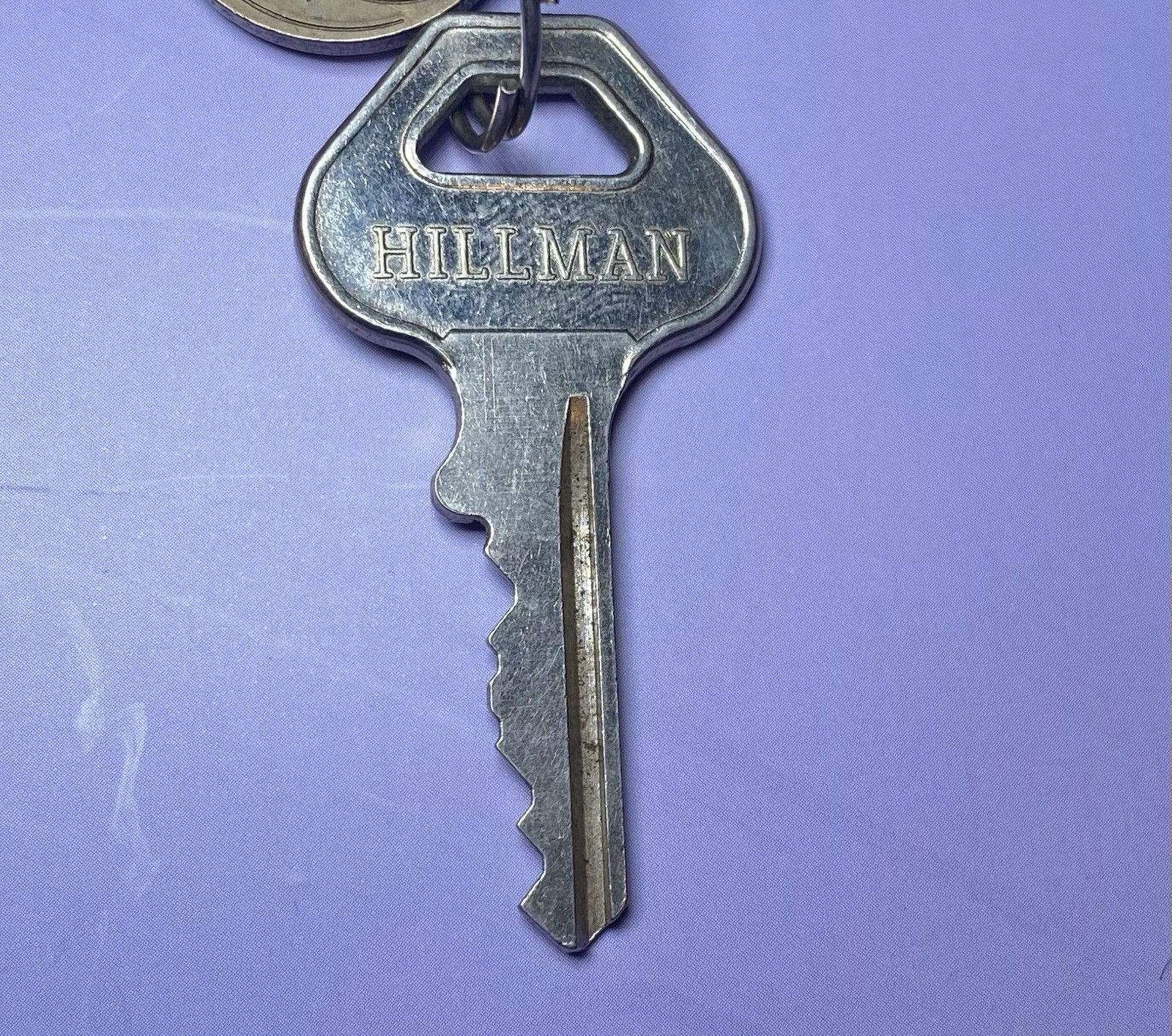 Hillman CP-10 Nickel-Plated Brass Padlock Key – Traditional EZ Number 193