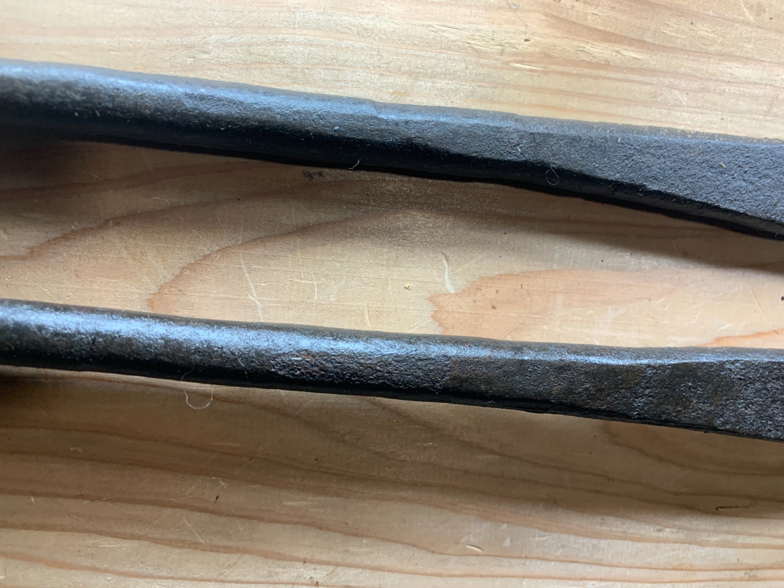 Vintage: Hand-made Japanese Iron -Japanese Blacksmith Tongs 64cm sawsmith 1700g