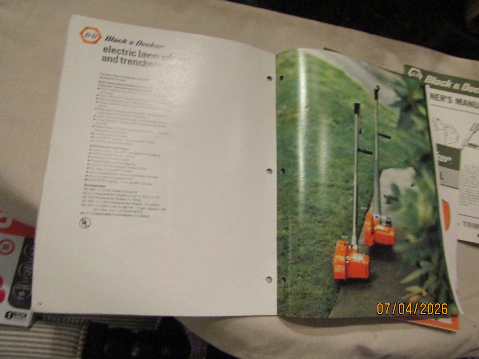 Vintage 1977 Black & Decker Outdoor Product Catalog & 3 Owners Manuals Trimmers