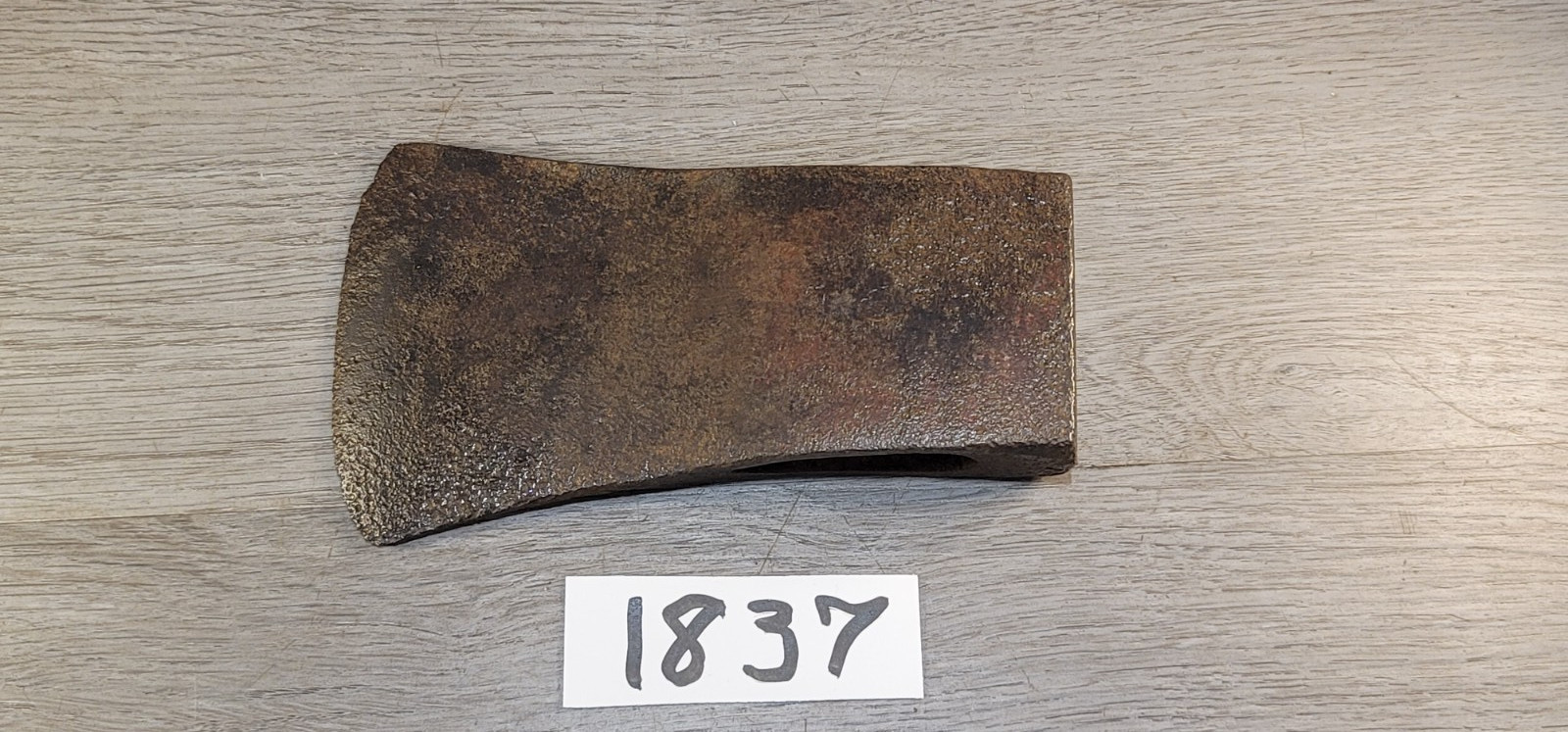 True Temper Kelly Works Axe Head Traces Red Paint Eye Ribs Unmarked 3 3/4″ Bit