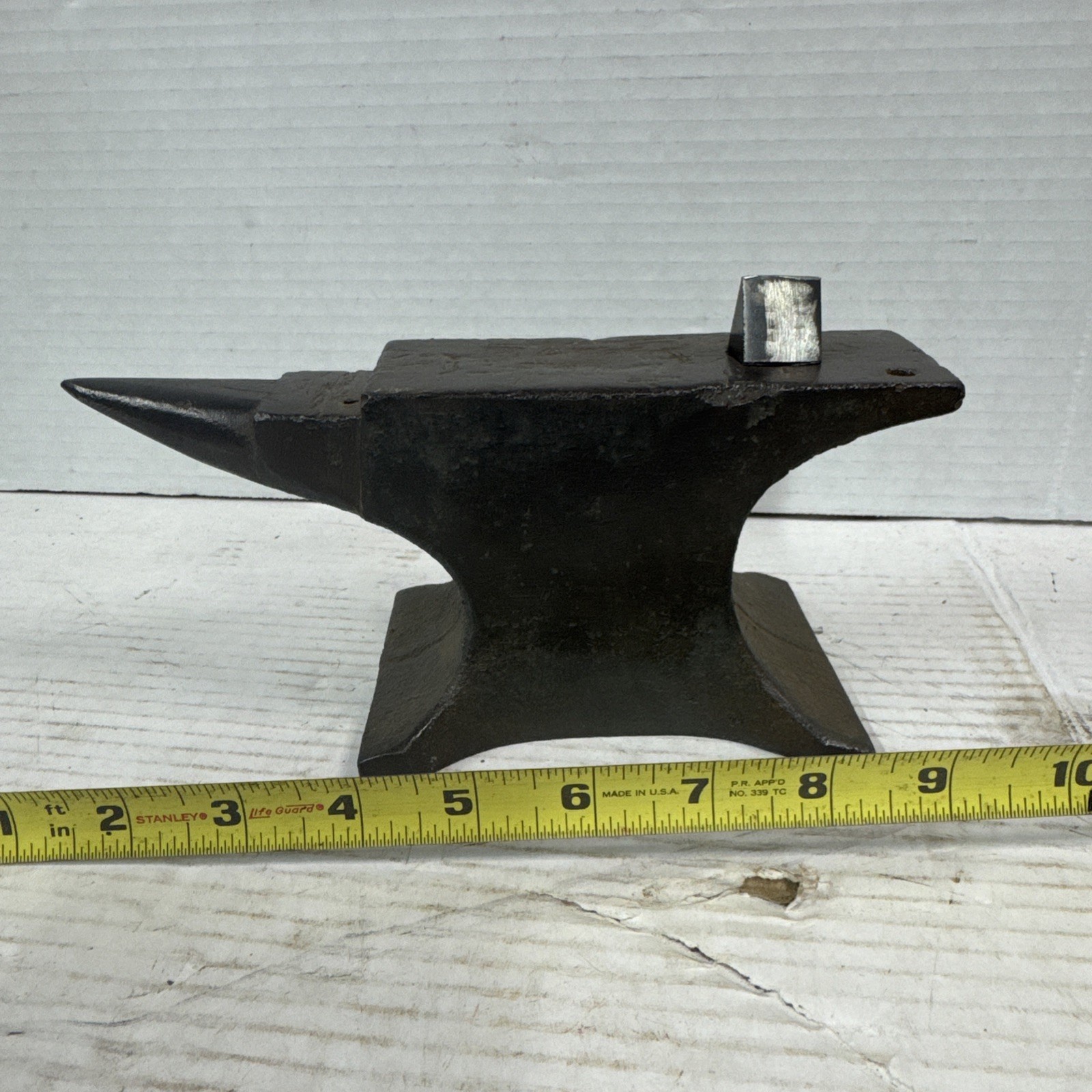 Vintage Miniature Jewelers/ Blacksmith Anvil 8.5 Pounds With Hardie Chisel