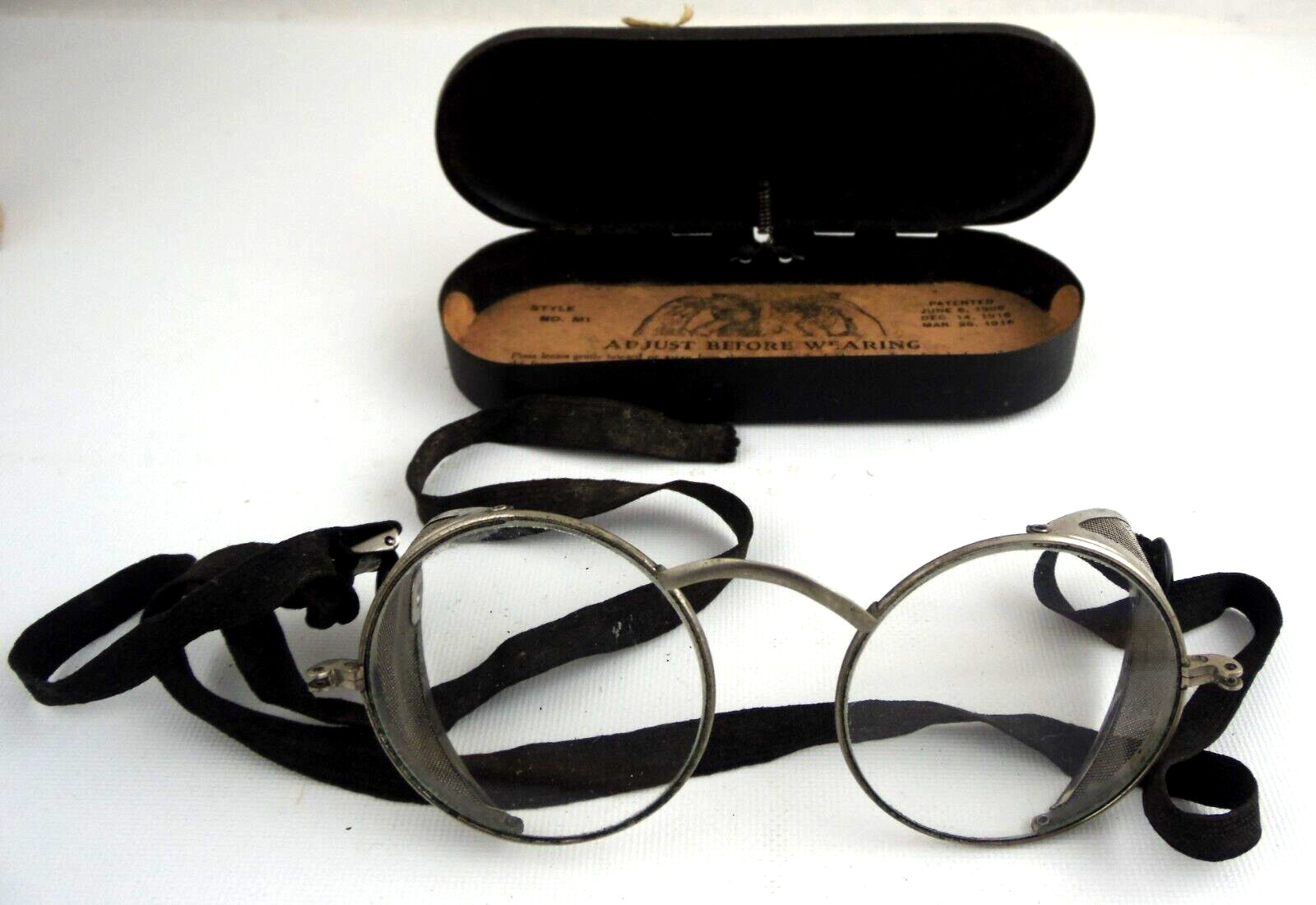 VTG “TAWACO” Machinists’ Safety Glasses Style No. MI w/Storage Case & Paperwork