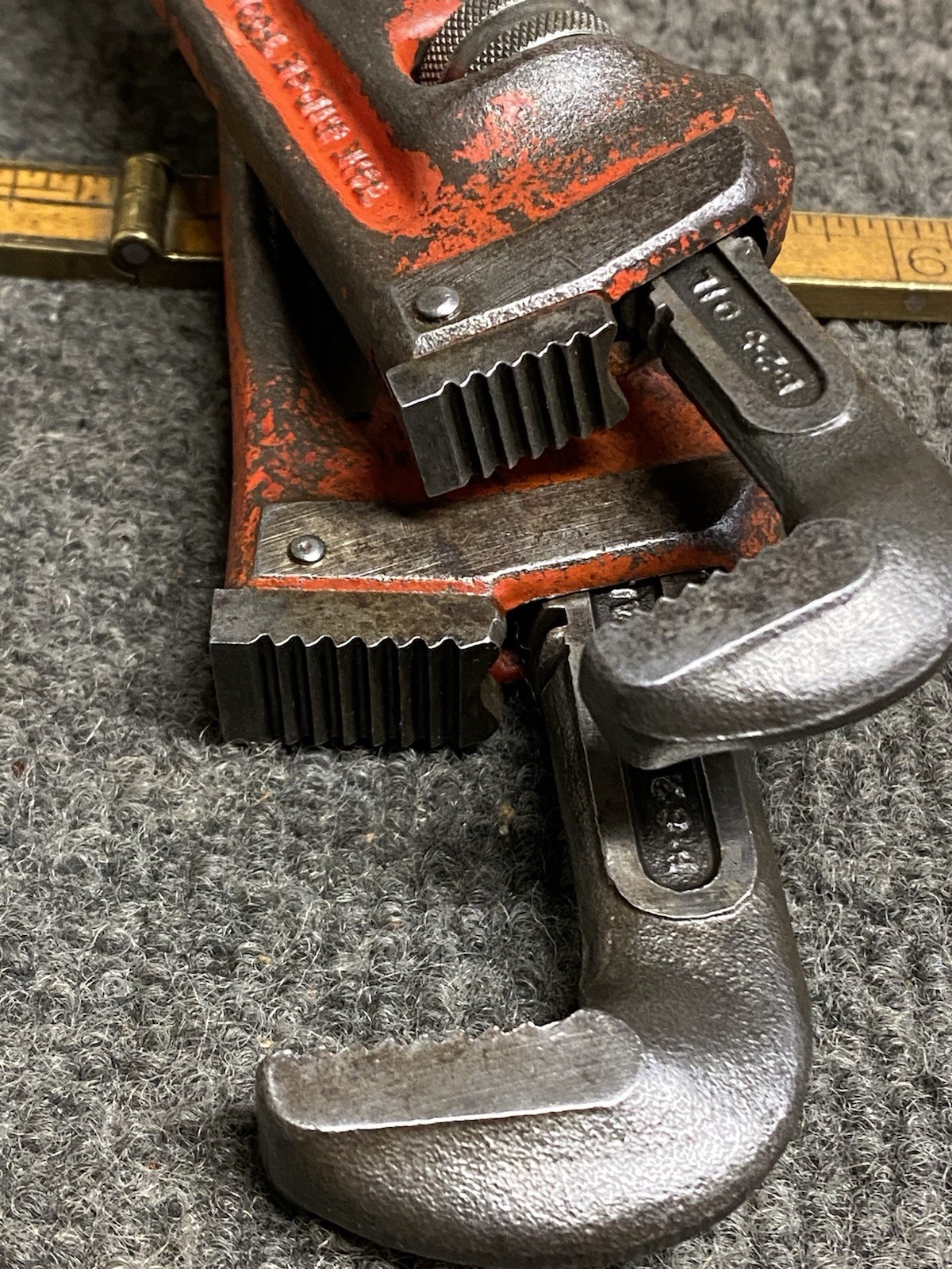 Vintage RIDGID Heavy Duty Small 6″ And 8” Steel Pipe Wrenches USA
