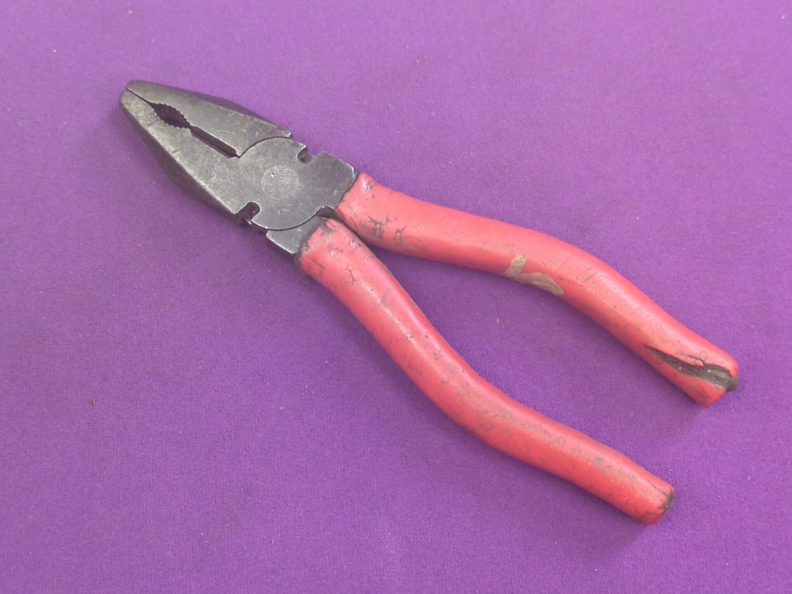 Vintage British Made 287 6″ Combination Pliers