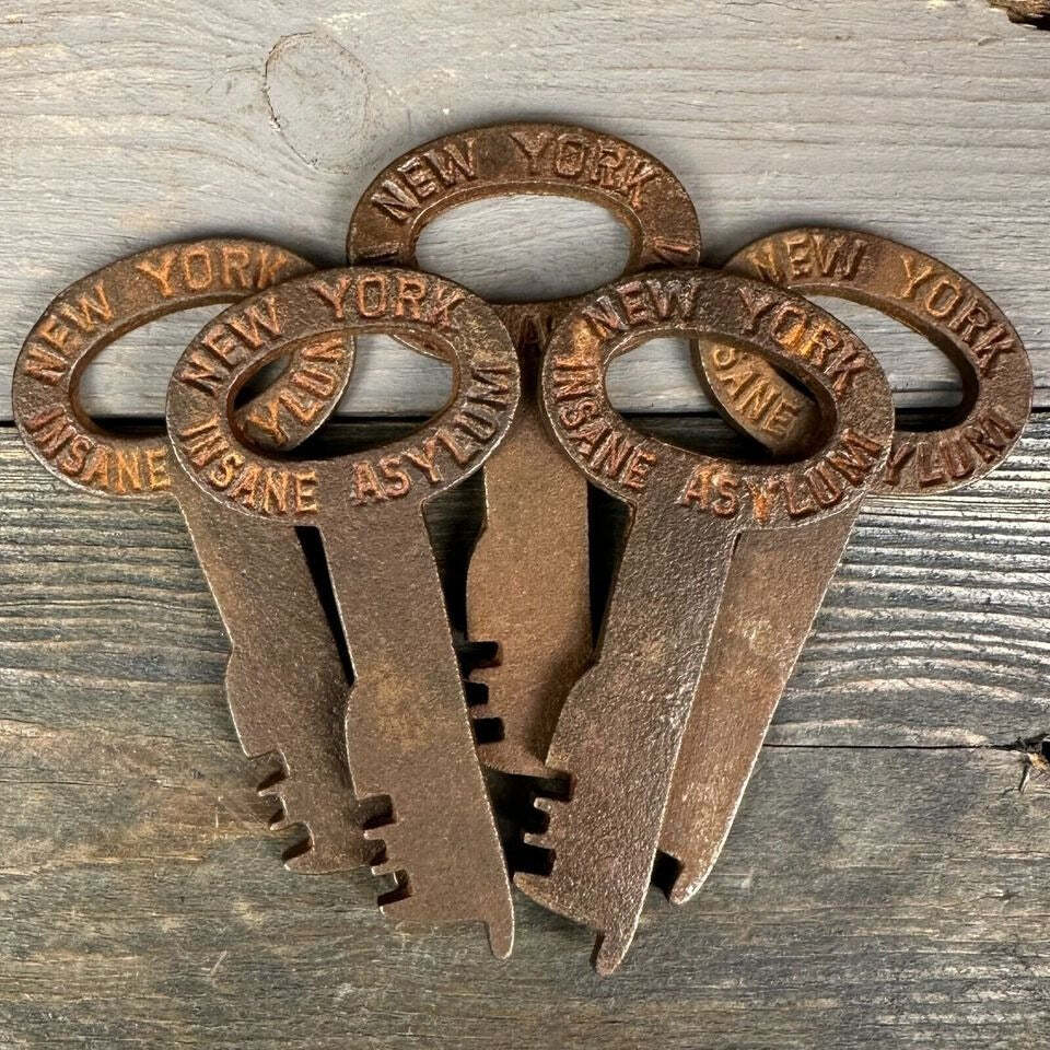 New York Insane Asylum Cast Iron 5-Key Set (3.5″ Long)