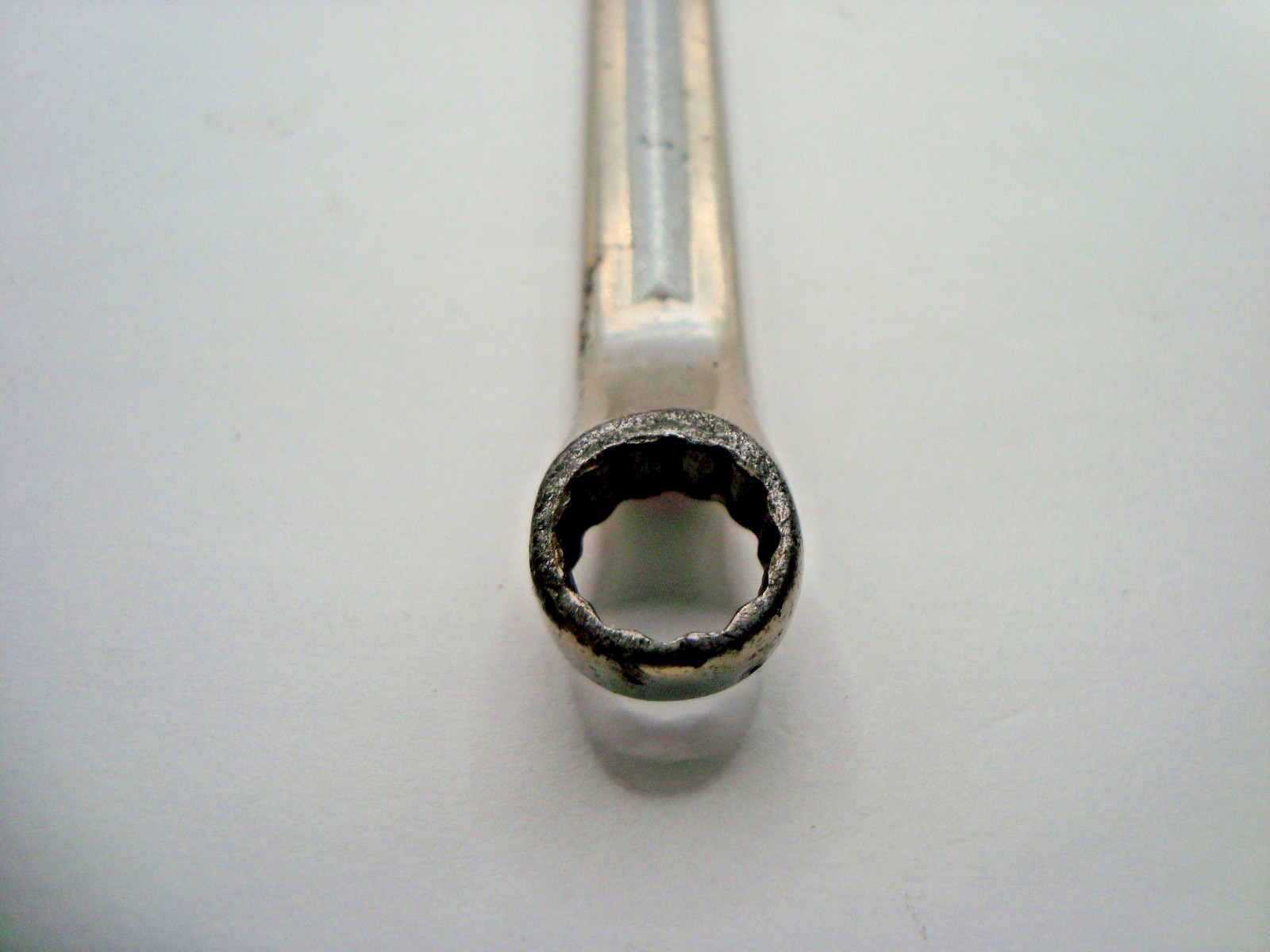 SNAP ON XV1214 3/8″ x 7/16″ OFFSET BOX END WRENCH / 12 POINT / 7-3/4″ LONG / USA