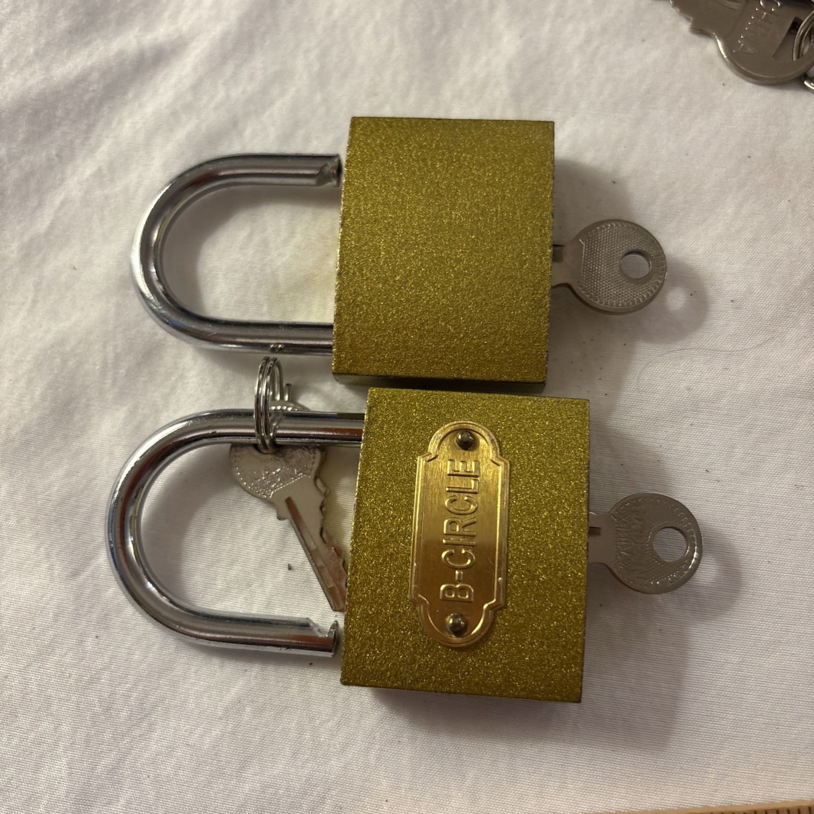 4 Lot, Security padlock w/ key, Pad Locks