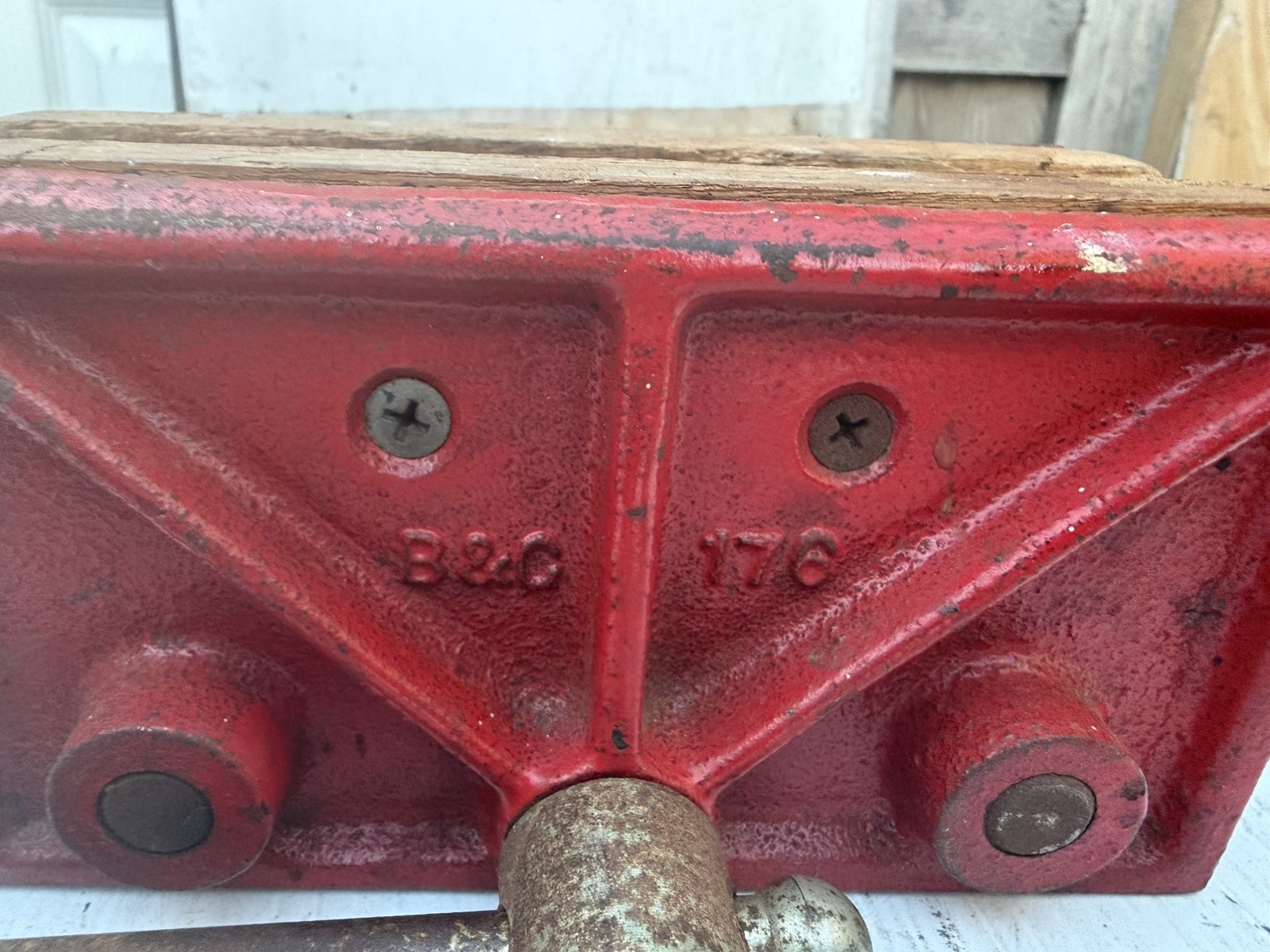 Vintage Columbian Woodcraft Vise #176, 6-1/2 inch Made in USA, Woodworkers vice