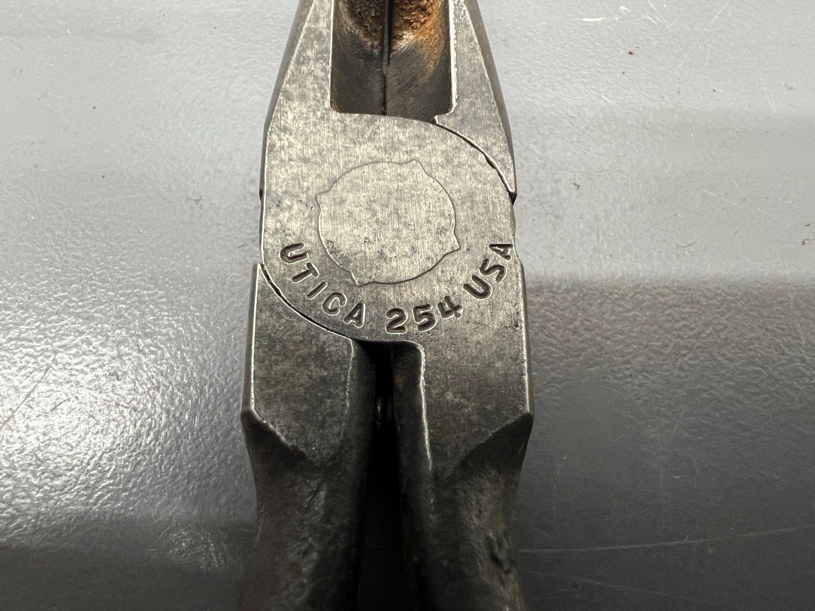 (o) VINTAGE UTICA TOOLS NO. 254 6″ NEEDLE NOSE PLIERS CUTTERS COMFORT GRIPS VGC
