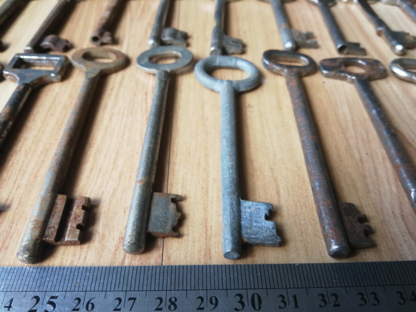 # 431 lot of 100 VINTAGE SKELETON KEYS USSR LOCK DOOR ANTIQUE KEY