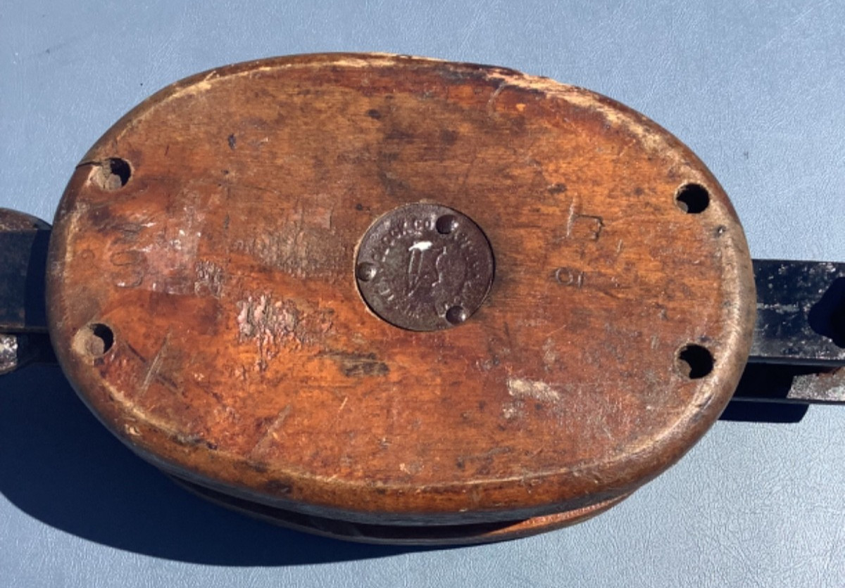 Vintage Western Block Co. Lockport NY 16″ Pulley – lrc