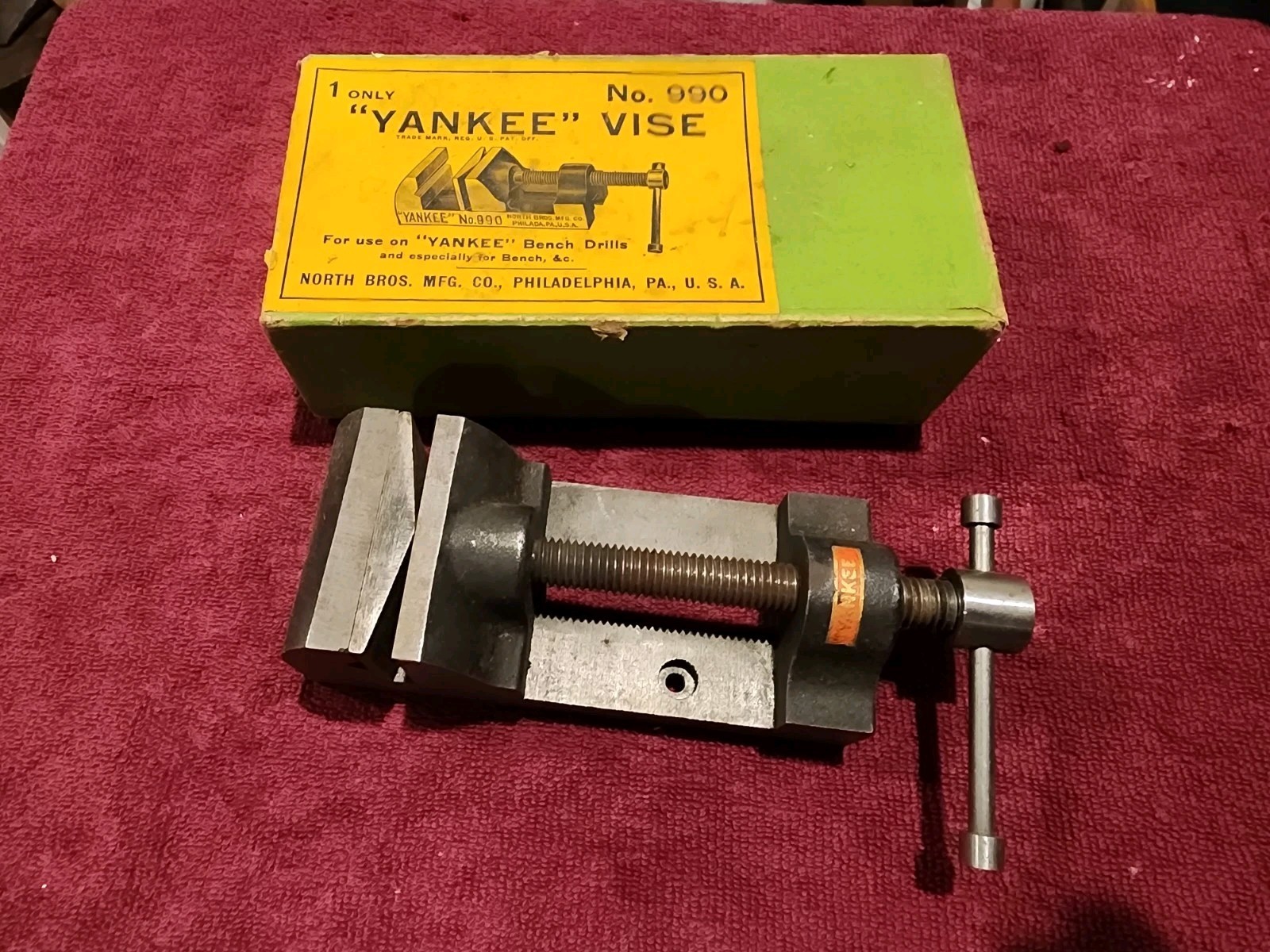 North Bros. Yankee No.990 Machinist Vise 2.5″ Jaws, Original Box.
