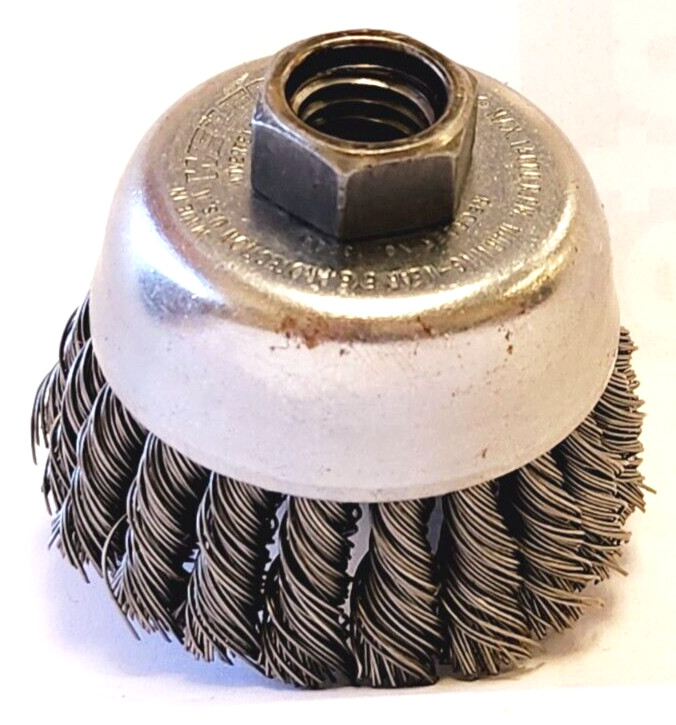 WEILER 13286 SINGLE ROW WIRE CUP BRUSH 2-3/4″_.020″ STEEL FILL_5/8″-11 NUT (NEW)