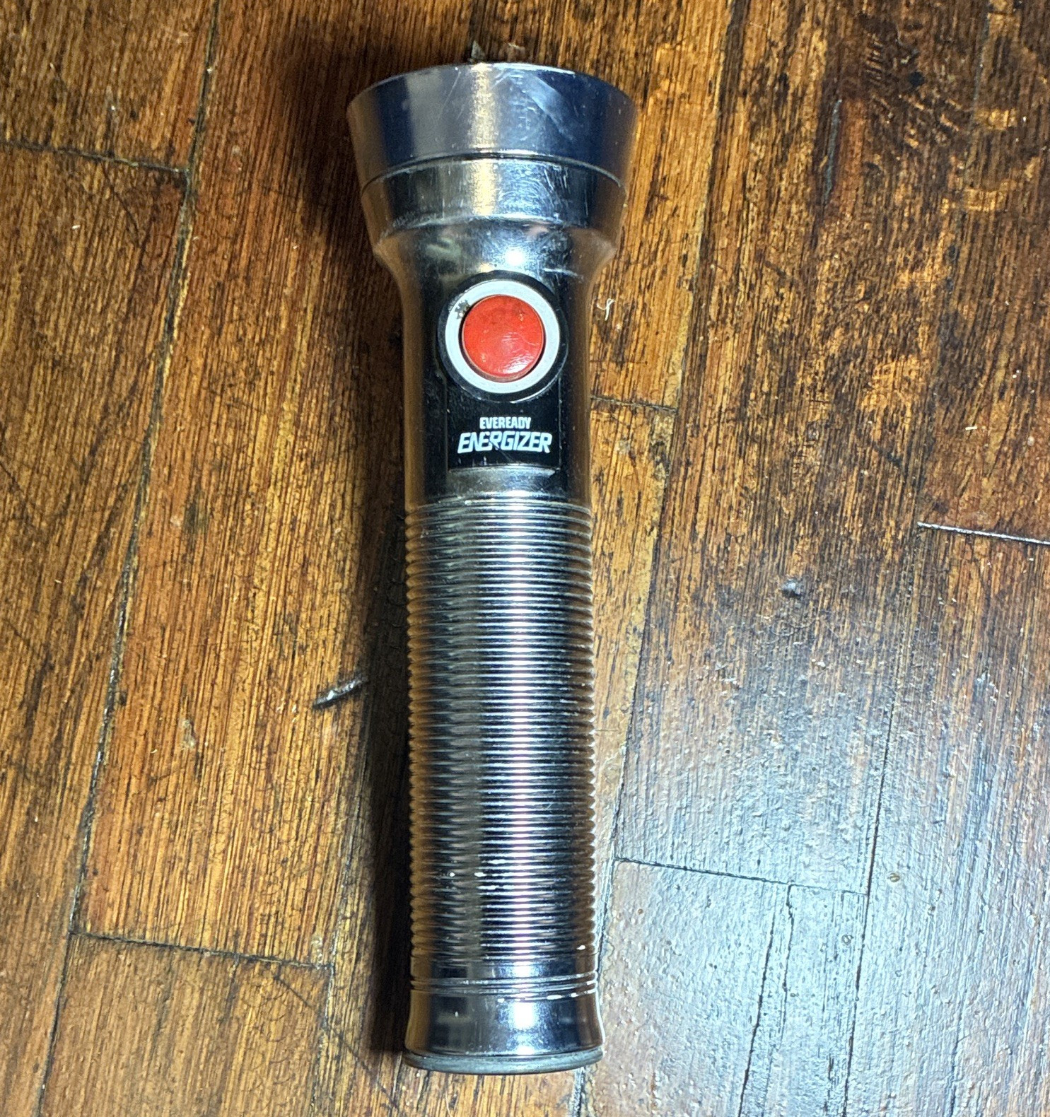 Eveready Energizer Metal Retro Flashlight, Vintage Union Carbide